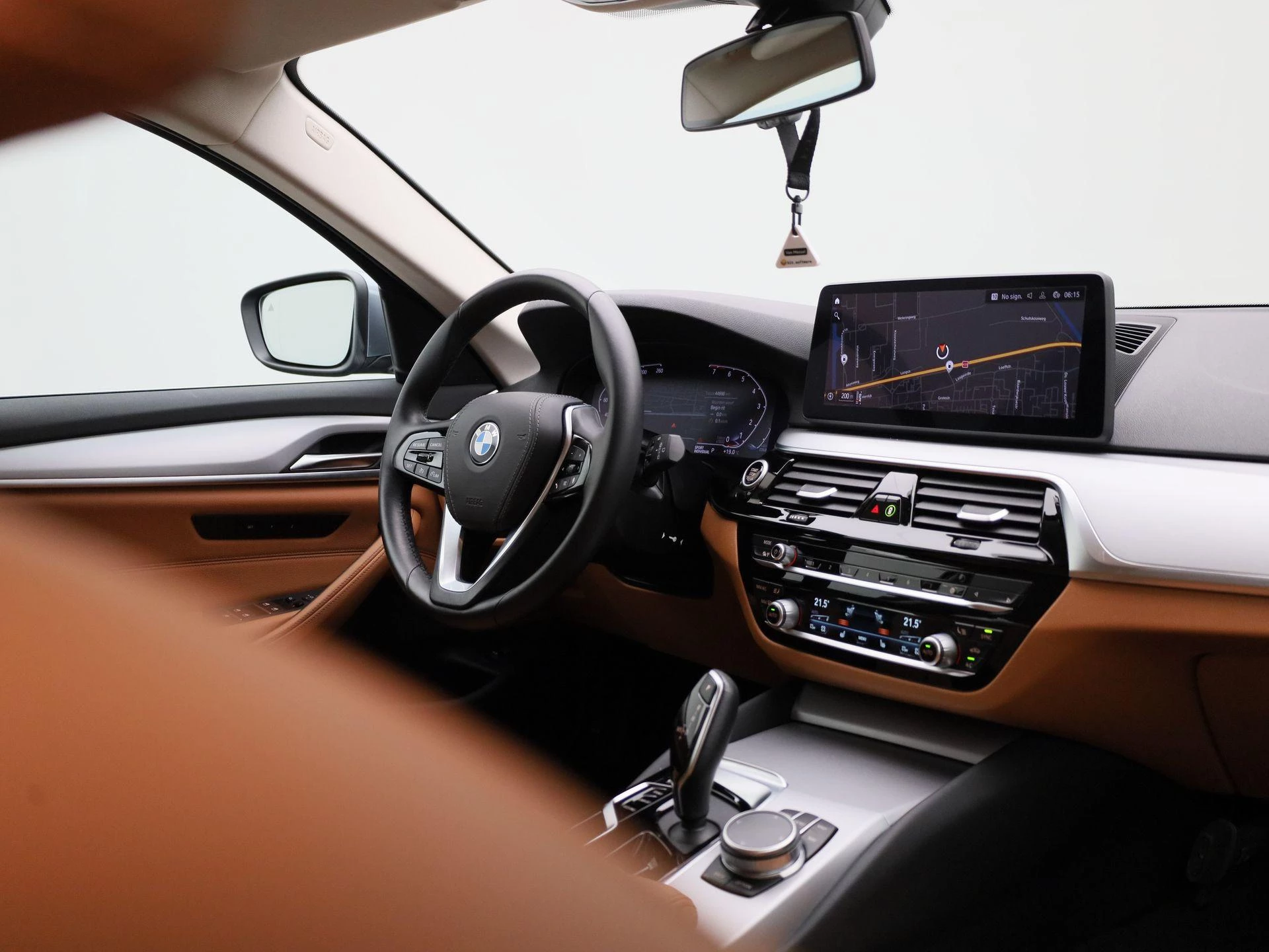 BMW-5 Serie-image-39