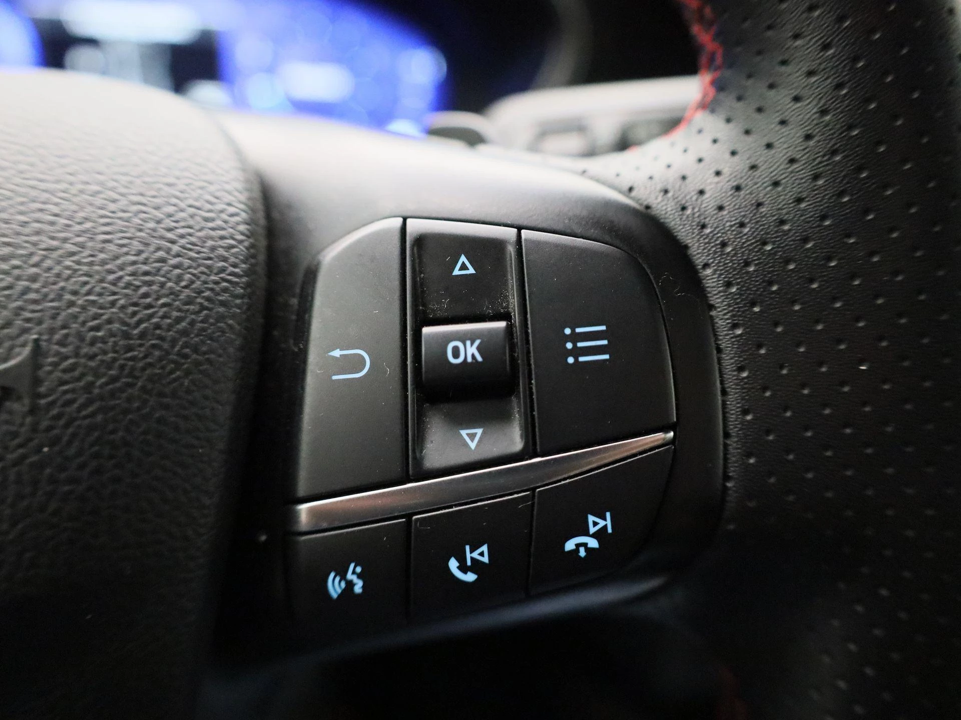 Ford Focus Wagon 1.5 EcoBoost ST Line X Business