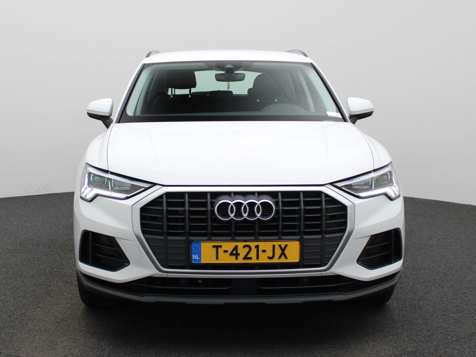 Audi-Q3-image-2