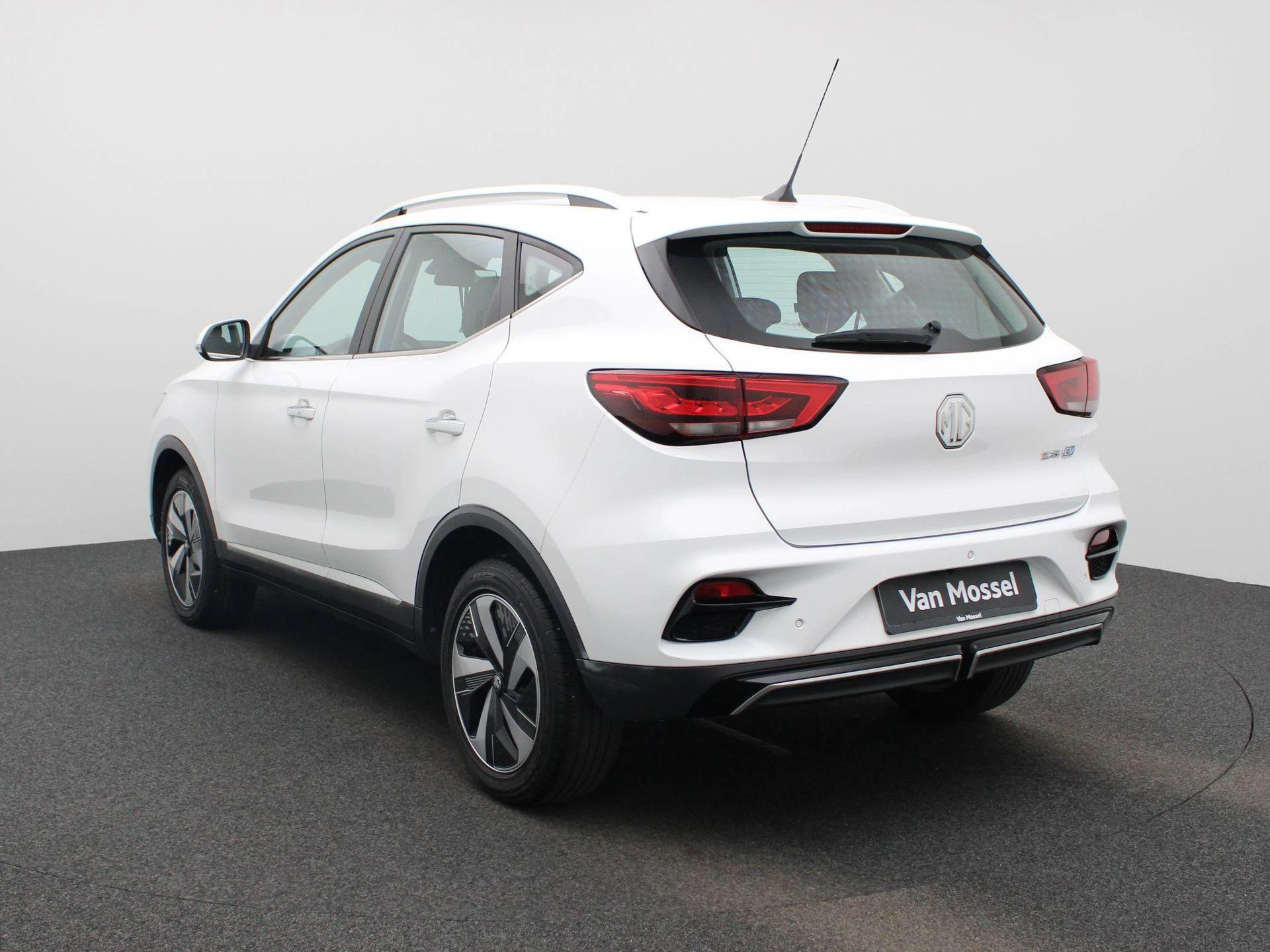 MG ZS EV Standard Range 50kWh Comfort