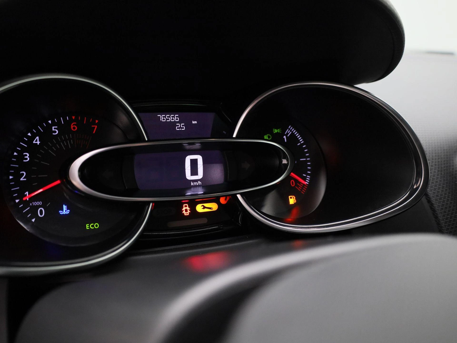 Renault-Clio-image-8