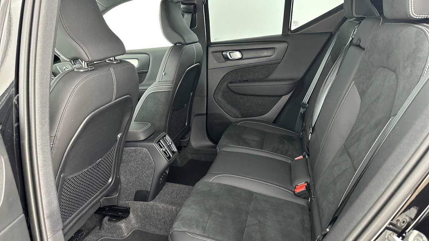 Volvo-XC40-image-12