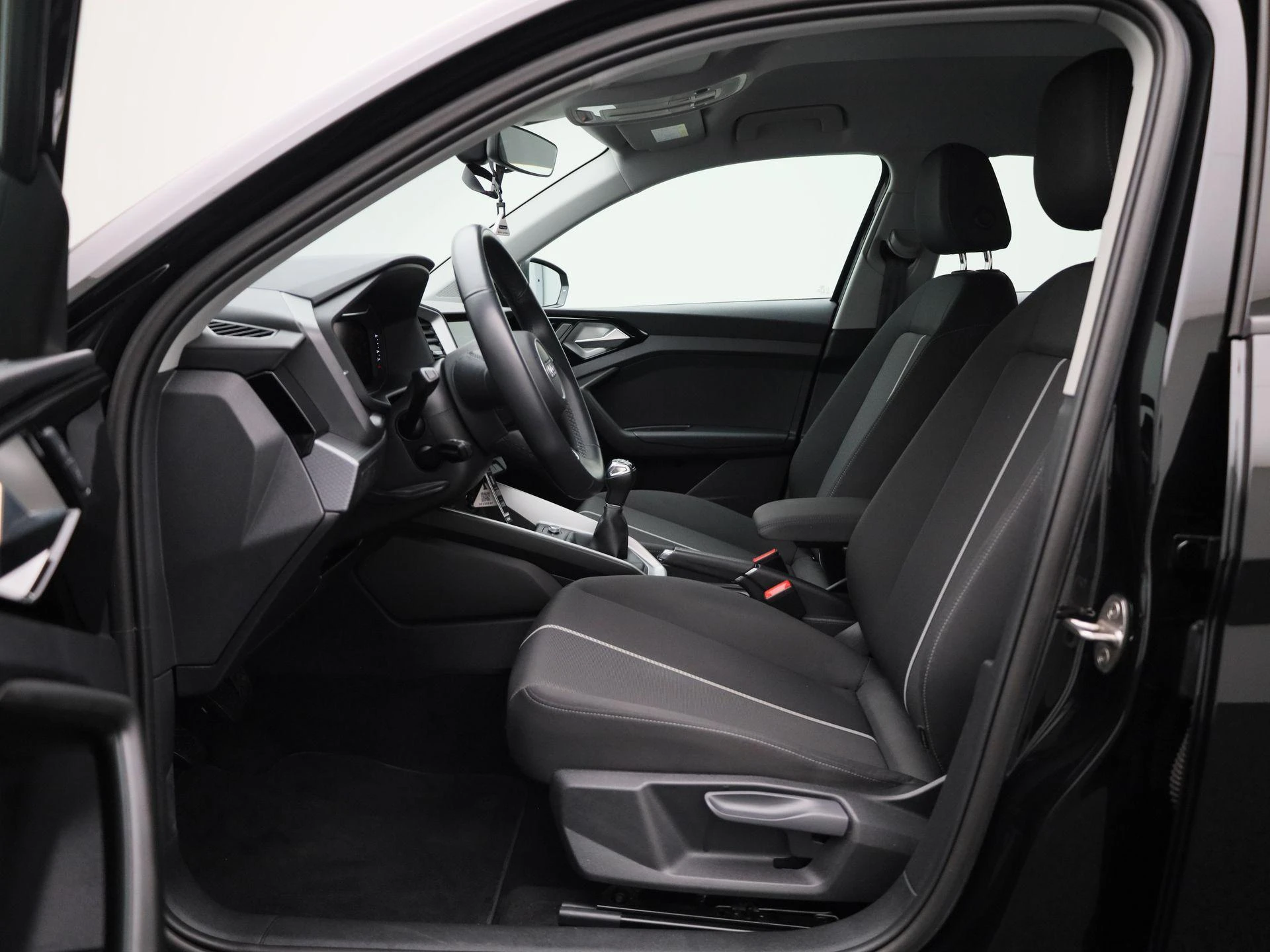 Audi-A1 Sportback-image-11