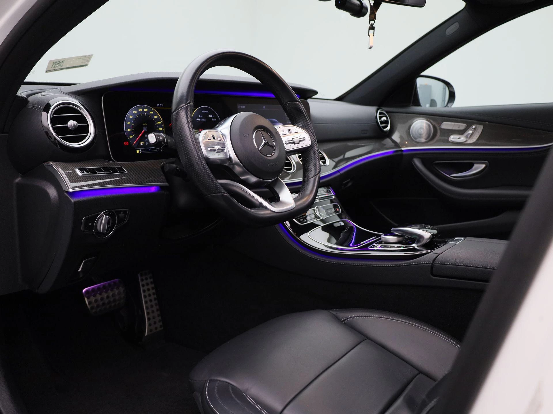 Mercedes-Benz-E-Klasse-image-38