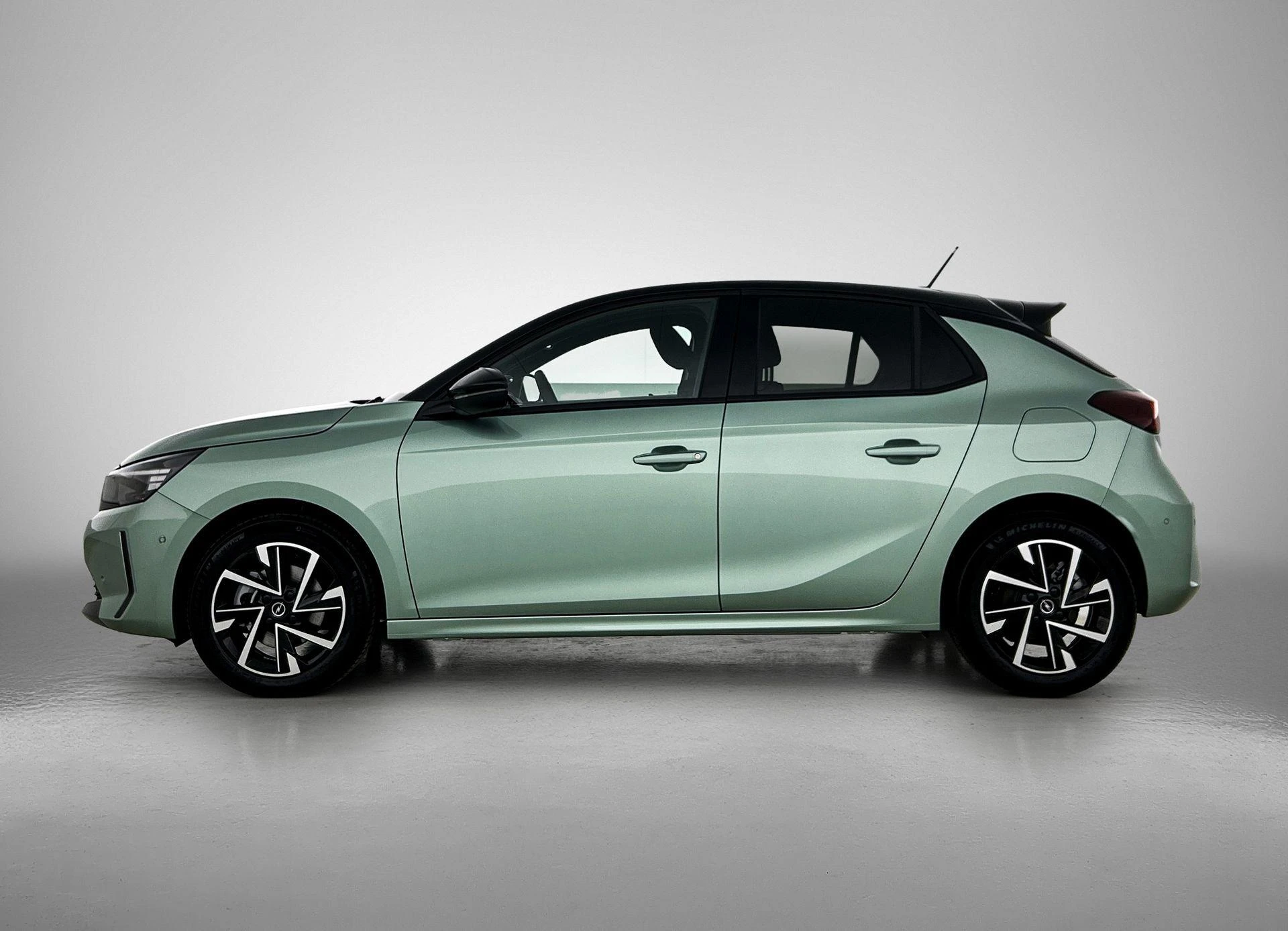 Opel-Corsa-image-1