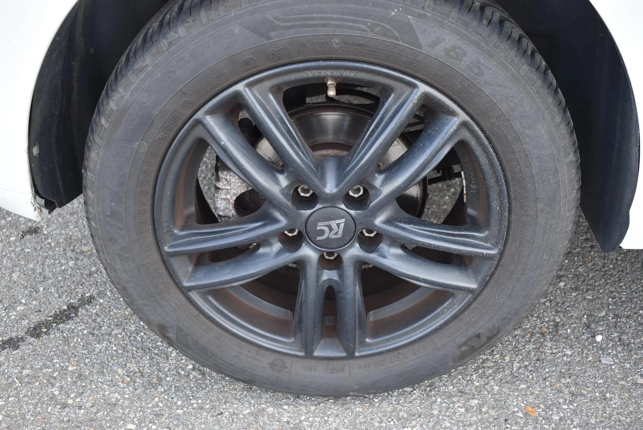 Volkswagen-Polo-image-8