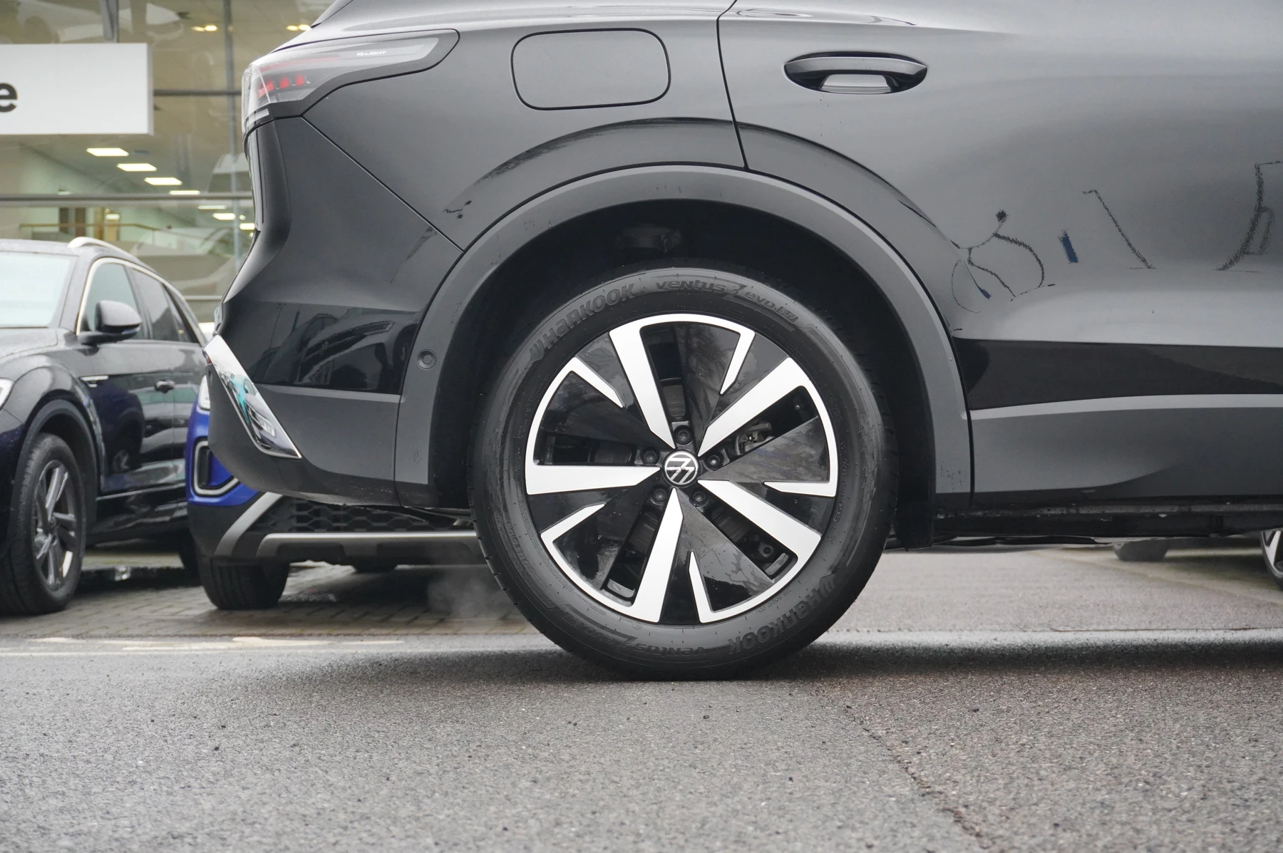 Volkswagen-Tiguan-image-21