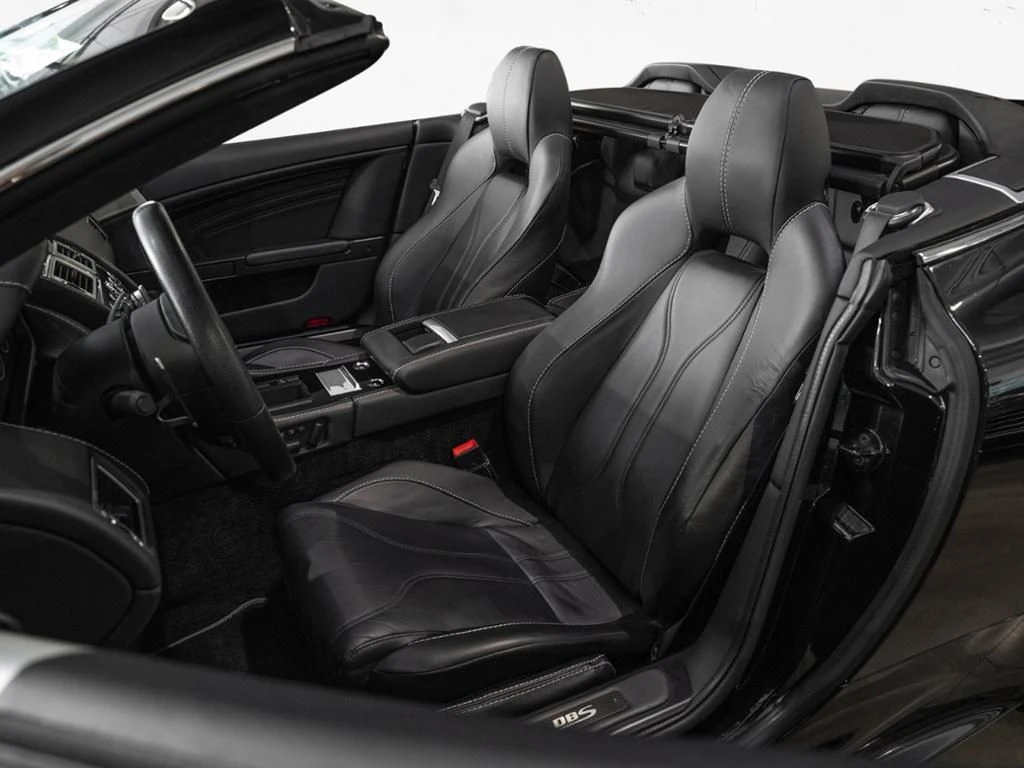 Aston Martin-DBS-image-29