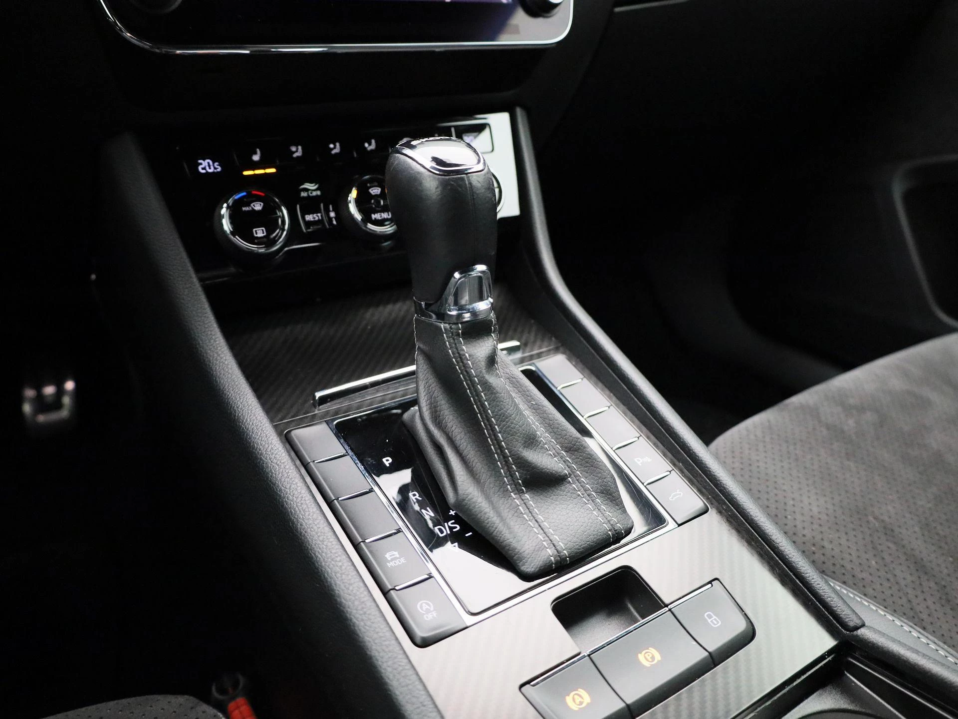 Škoda-Superb-image-20