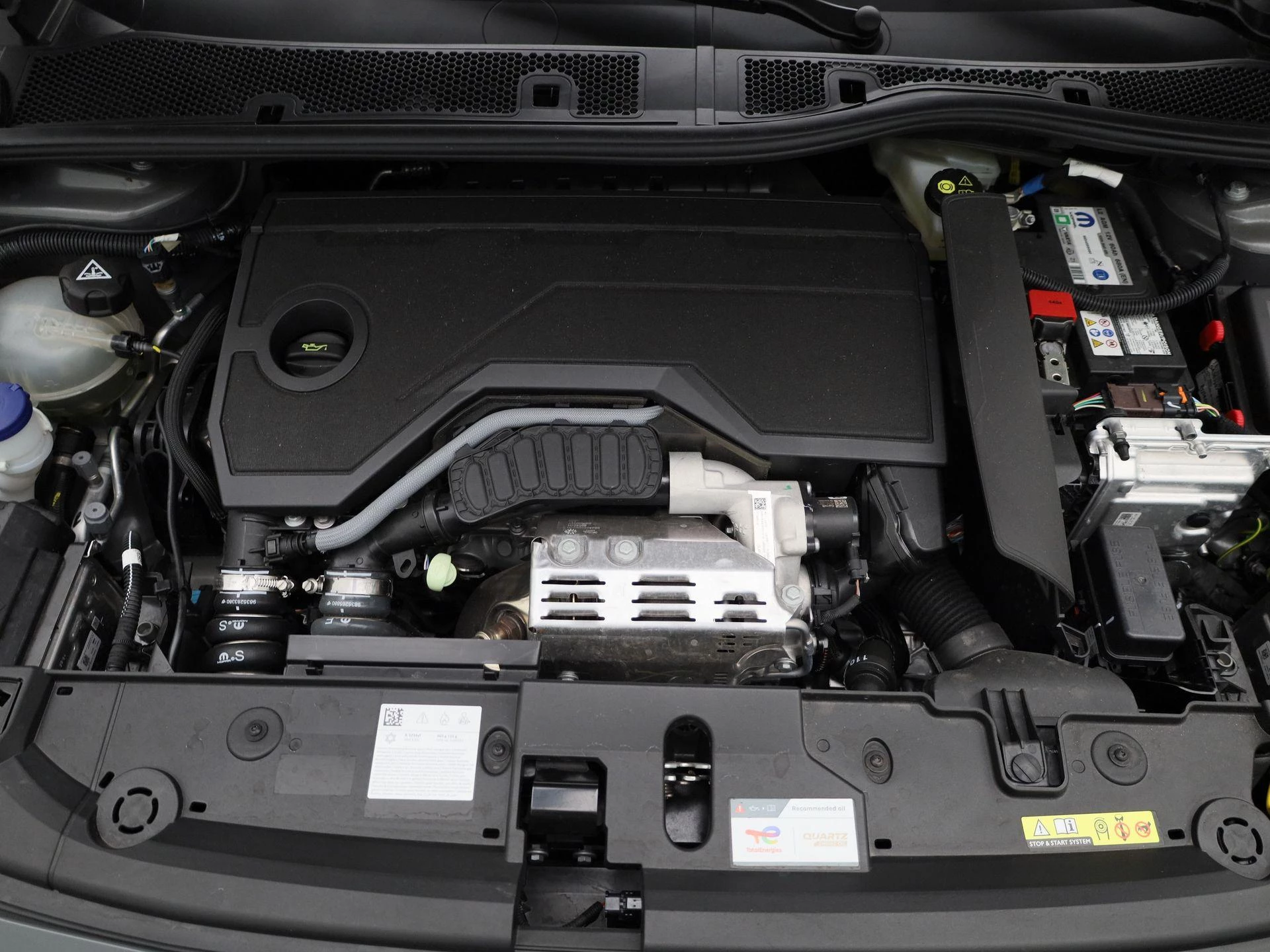 Peugeot-208-image-31