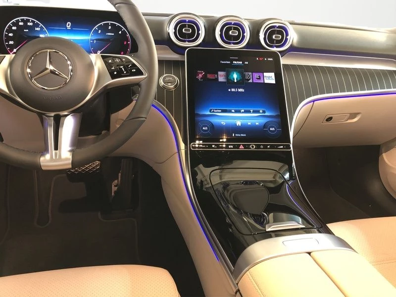 Mercedes-Benz C-Klasse 200 d AVANTGARDE DISTRON AHK 360° MEMORY SOUND AVANTGARDE