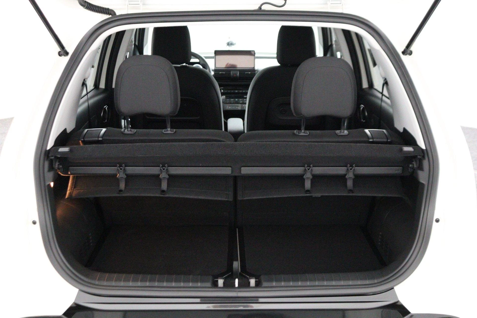 Hyundai-Inster-image-32