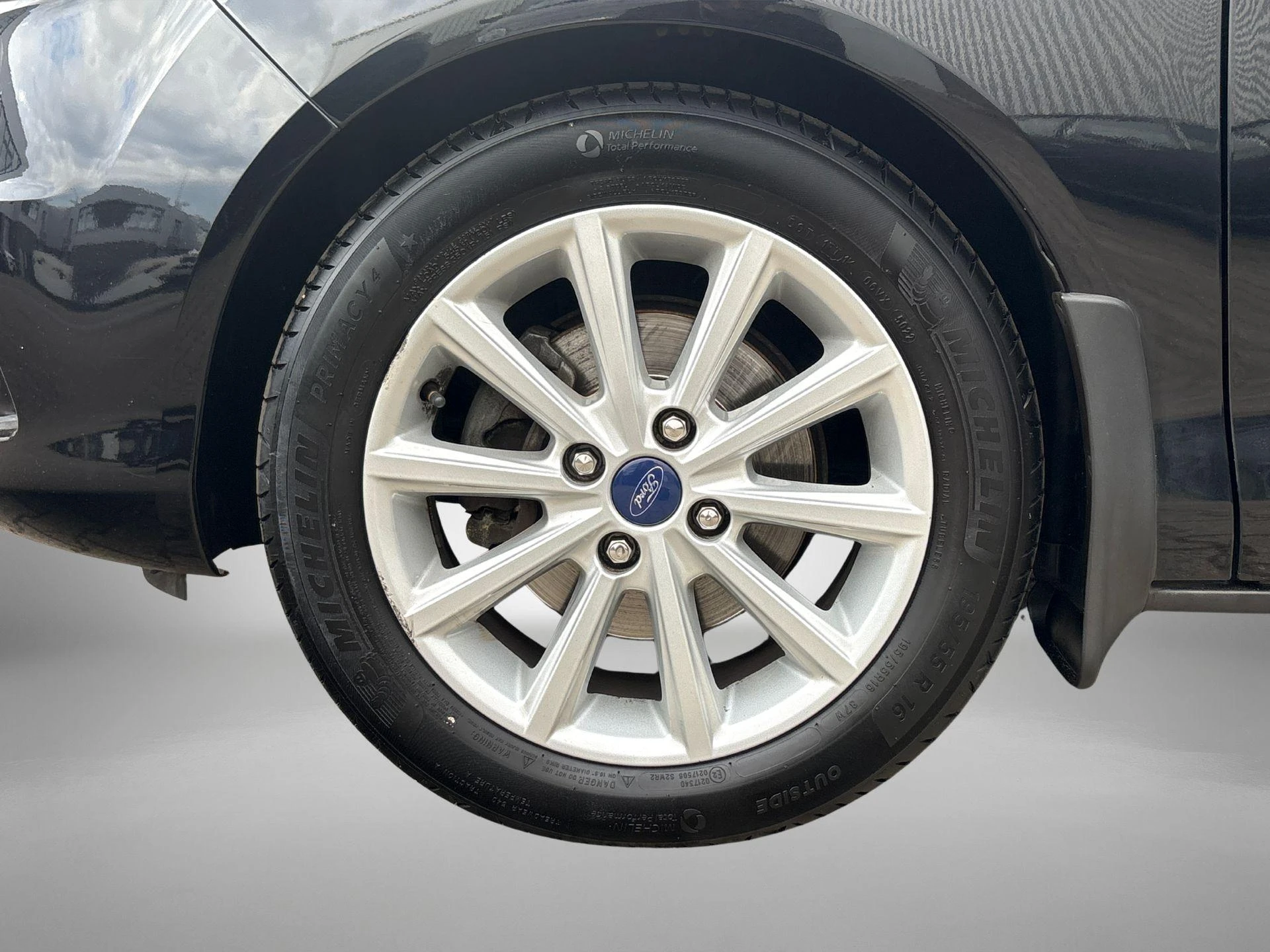 Ford-B-MAX-image-27