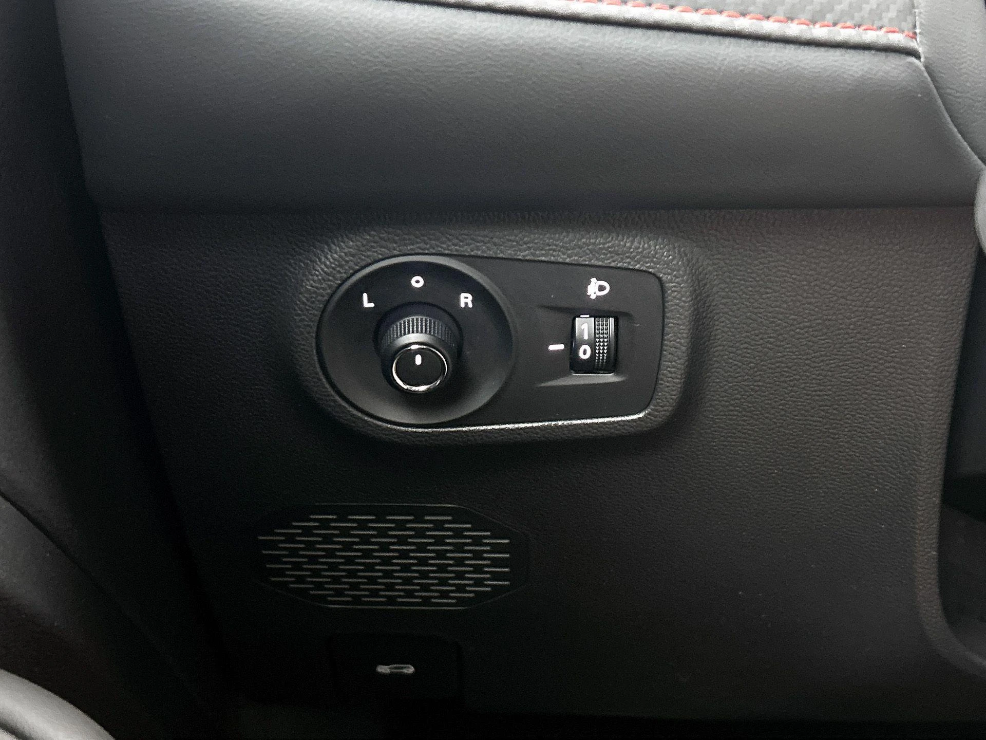 MG-ZS-image-25