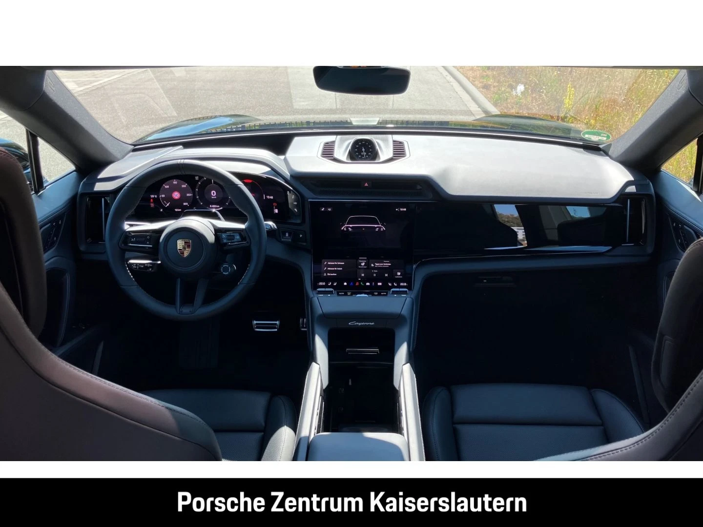 Porsche-Cayenne-image-17