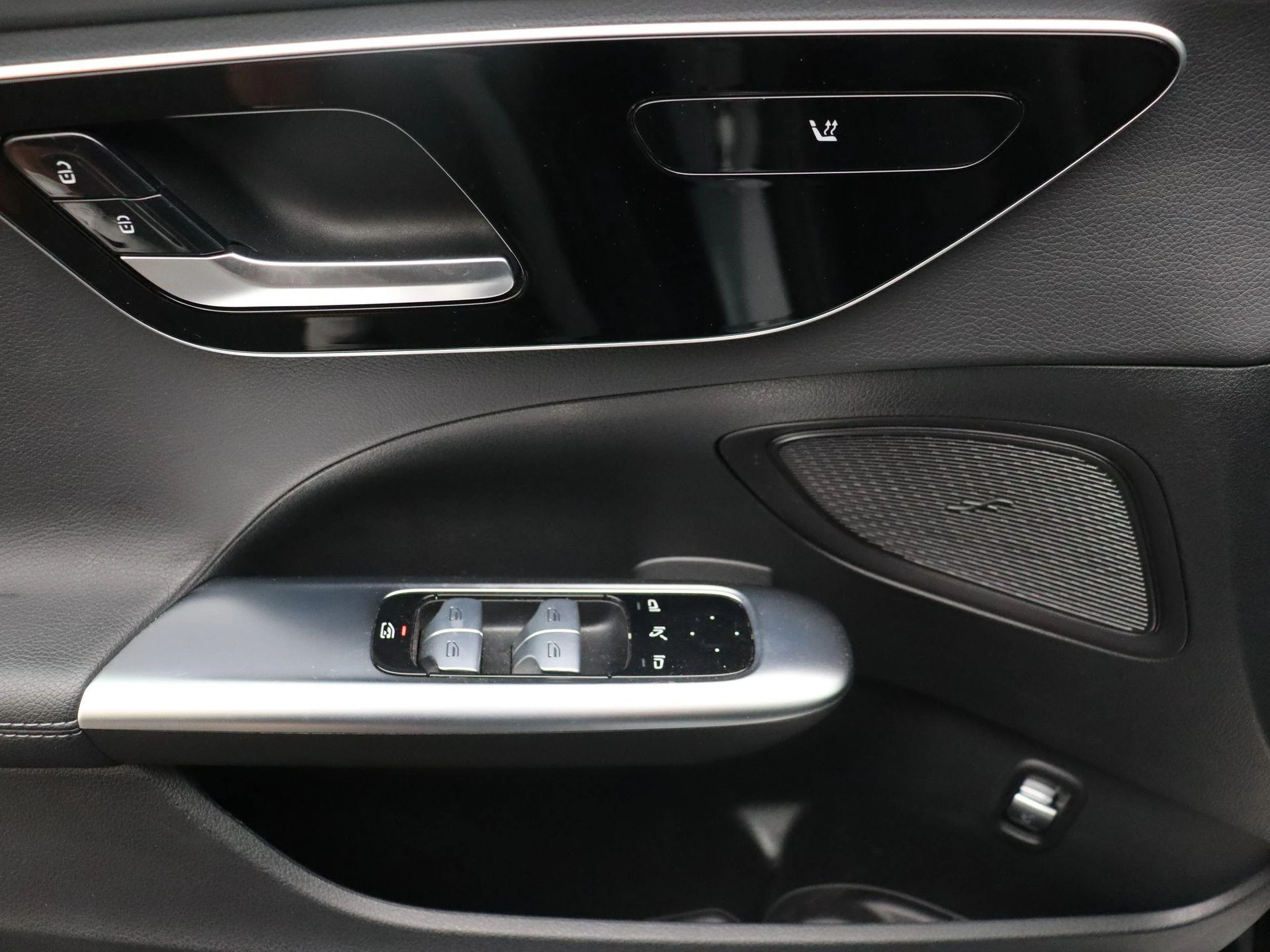 Mercedes-Benz-Classe C-image-7