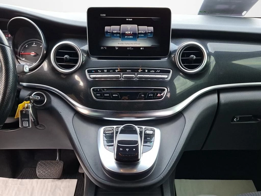 Mercedes-Benz V-Klasse 220 EDITION NAVI TEMPOMAT SCHIEBETUER RE ELK EditionW447 V 220 EDITION NAVI TEMPOMAT SCHIEBETUER RE ELK Edition