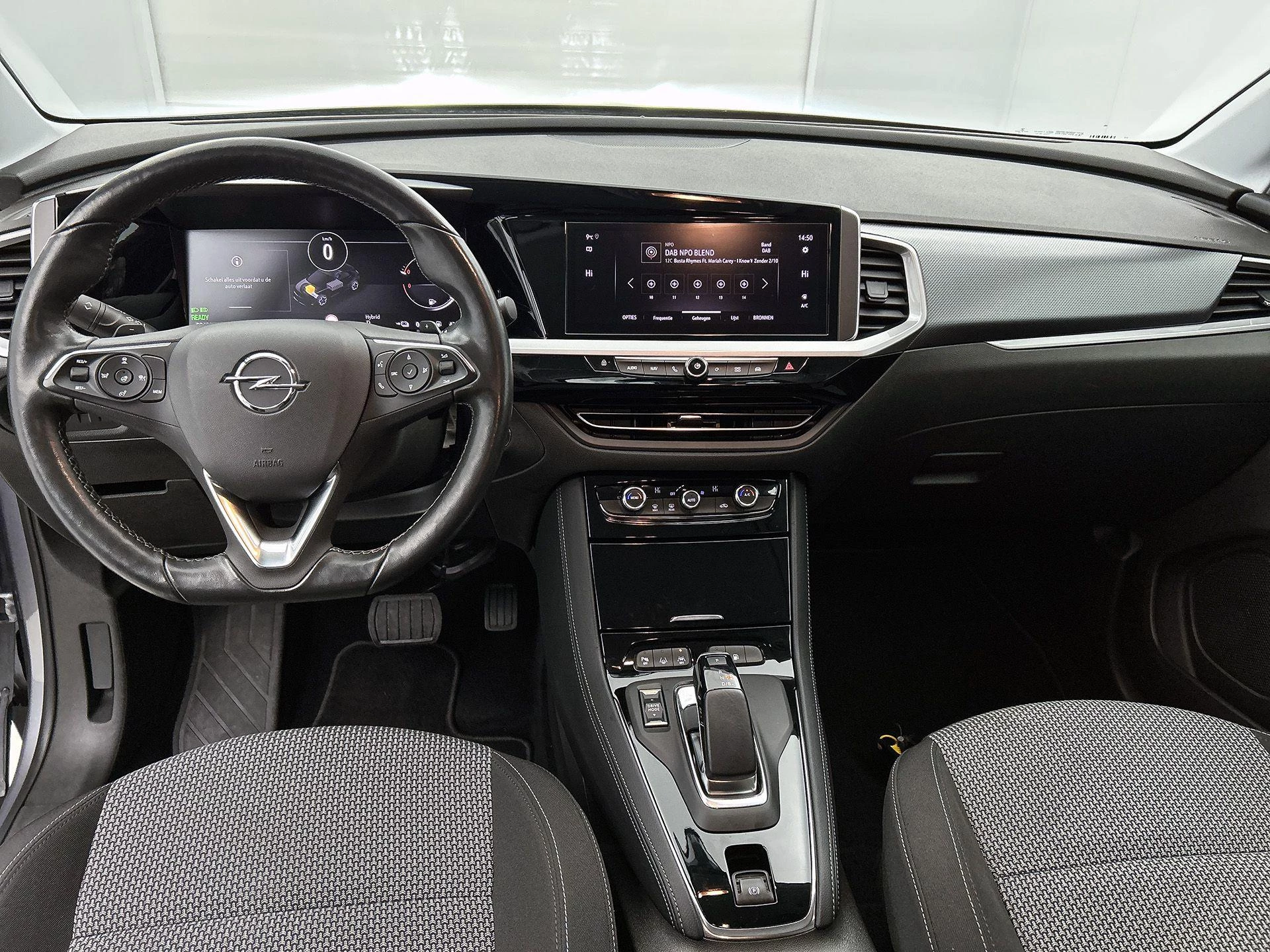 Opel-Grandland-image-17