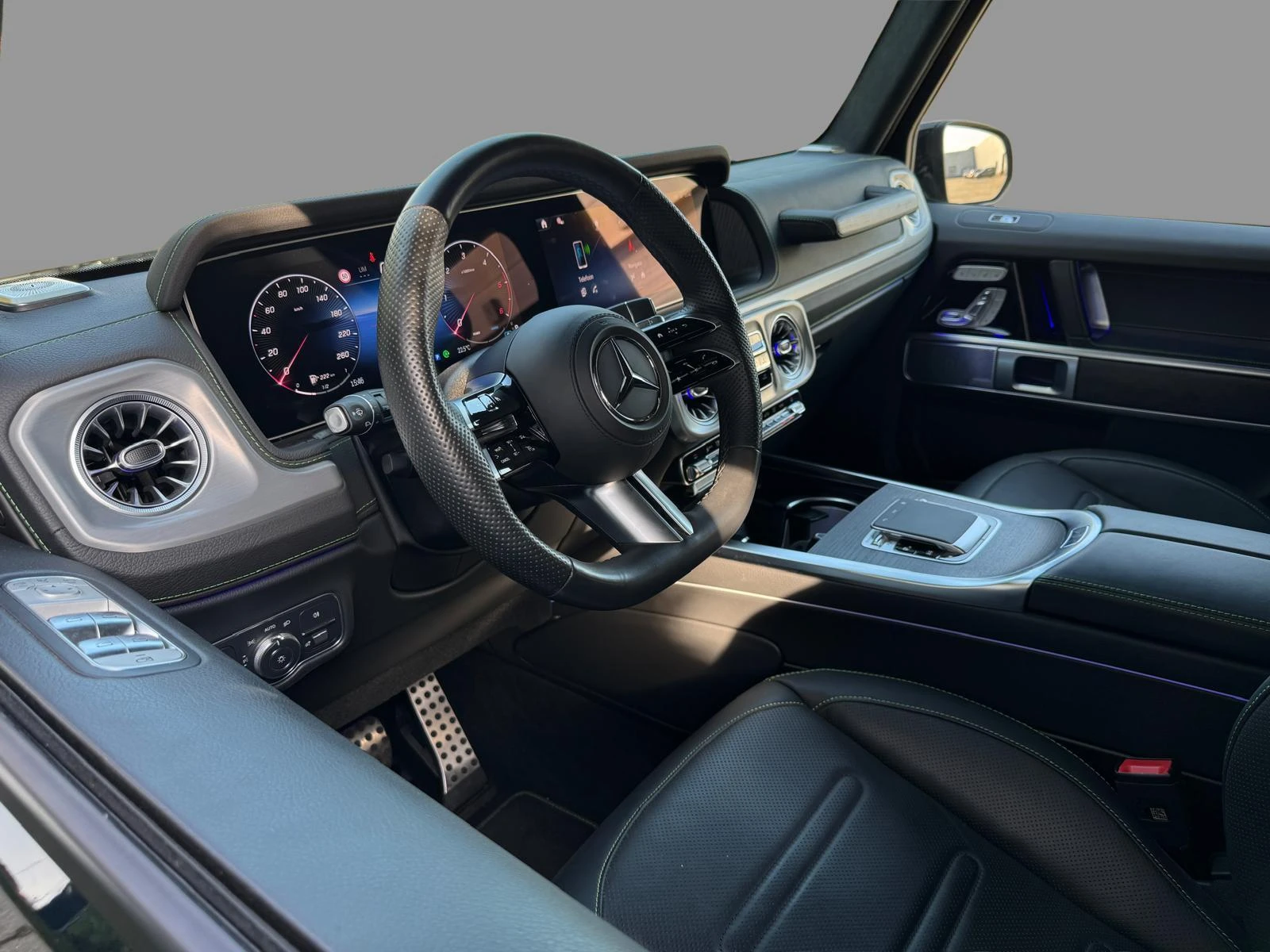 Mercedes-Benz-G-Klasse-image-7