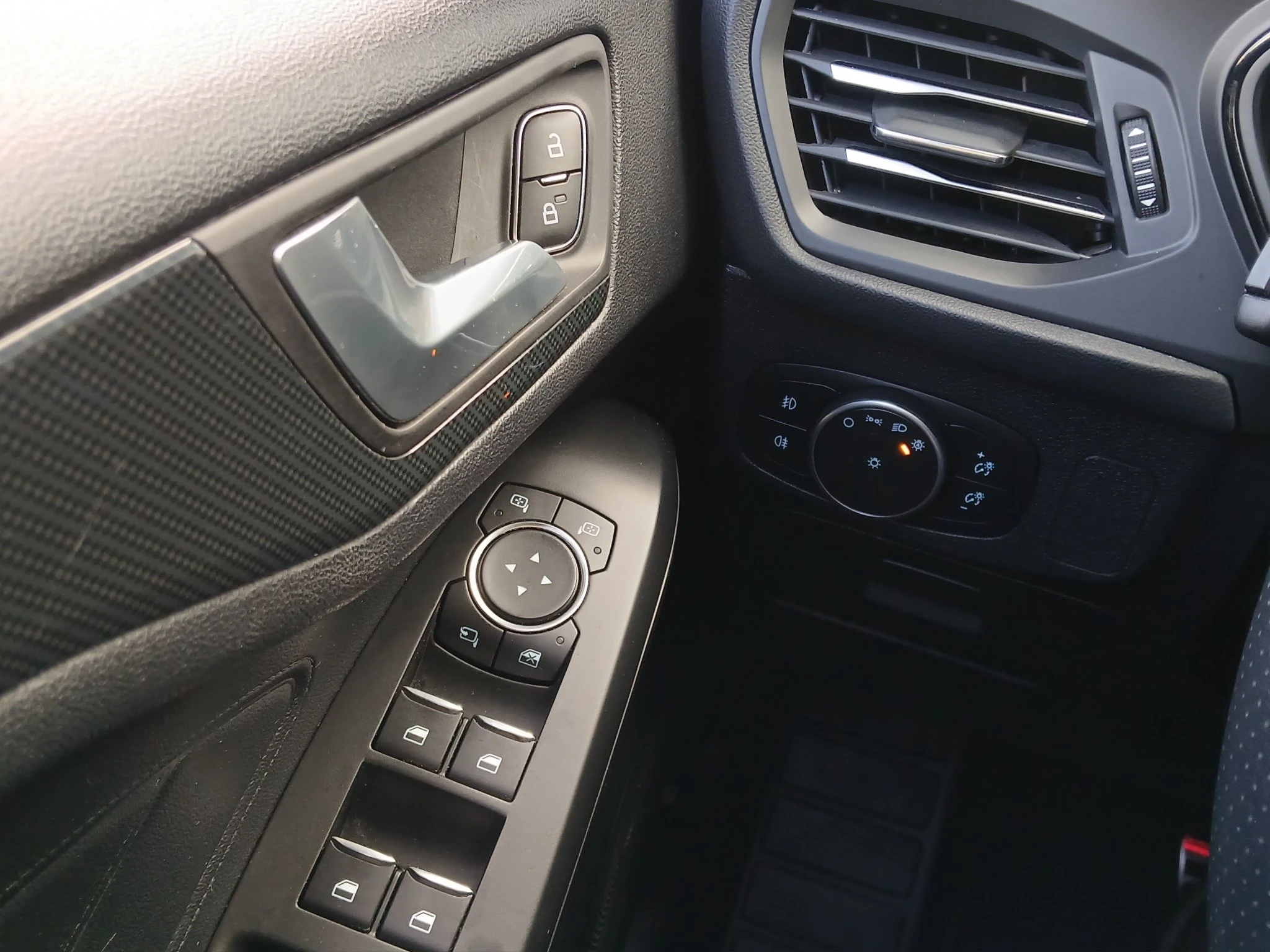 Ford-Focus-image-16