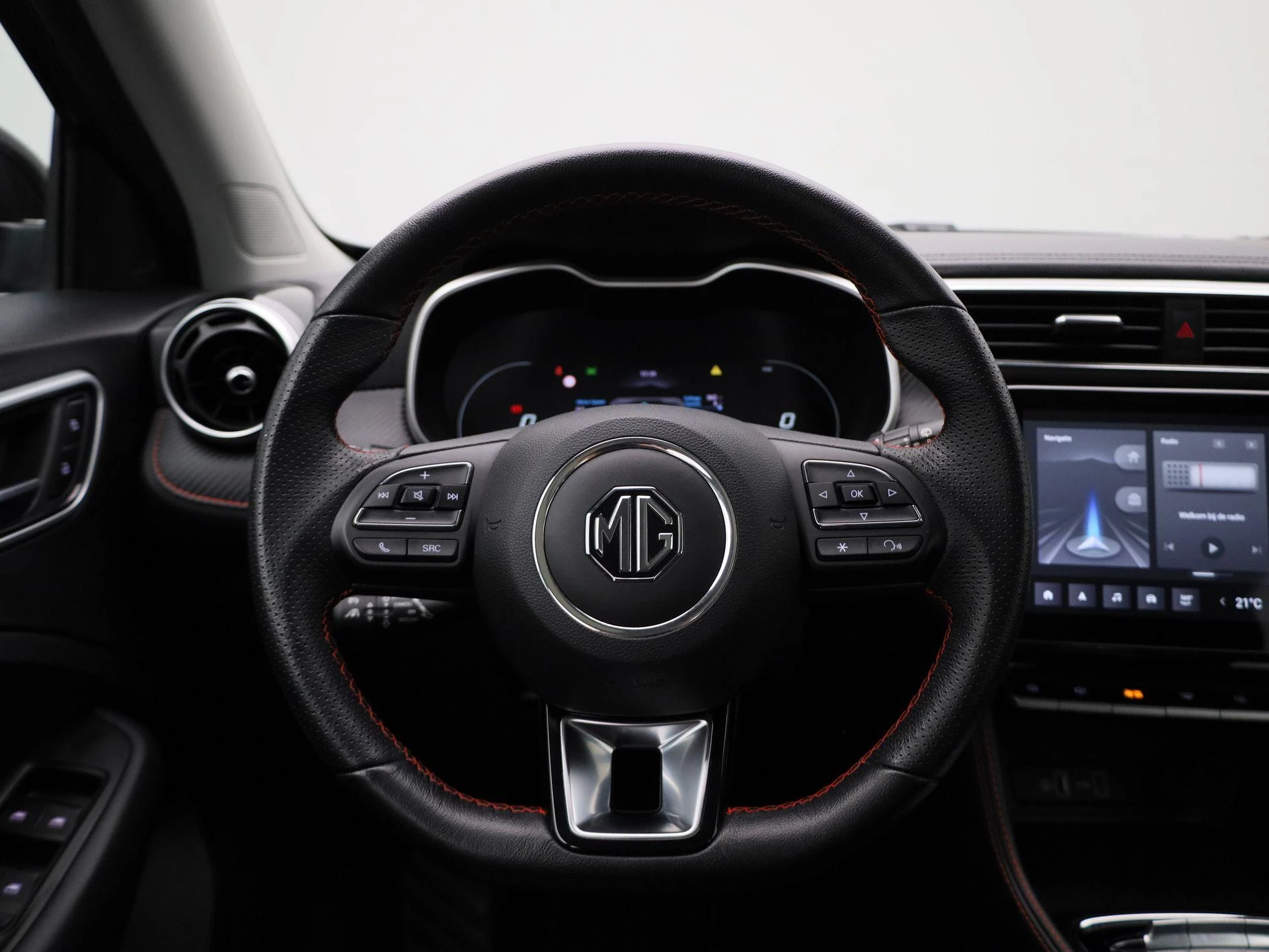 MG-ZS EV-image-6