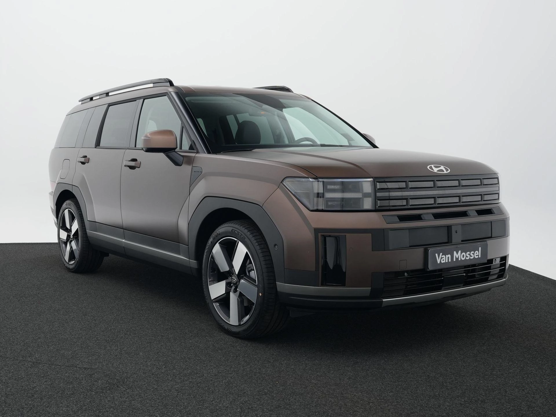 Hyundai-Santa Fe-image-12