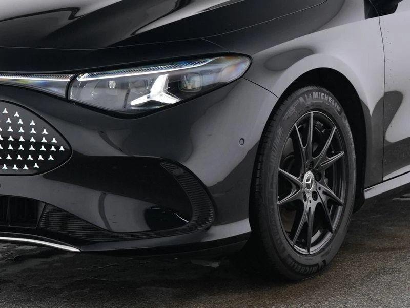 Mercedes-Benz-CLA-image-2