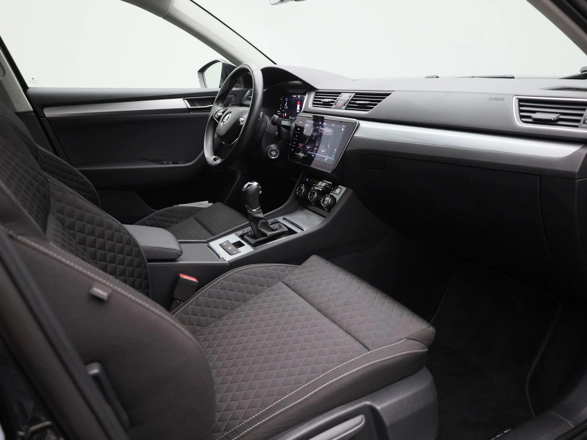 Škoda-Superb-image-37