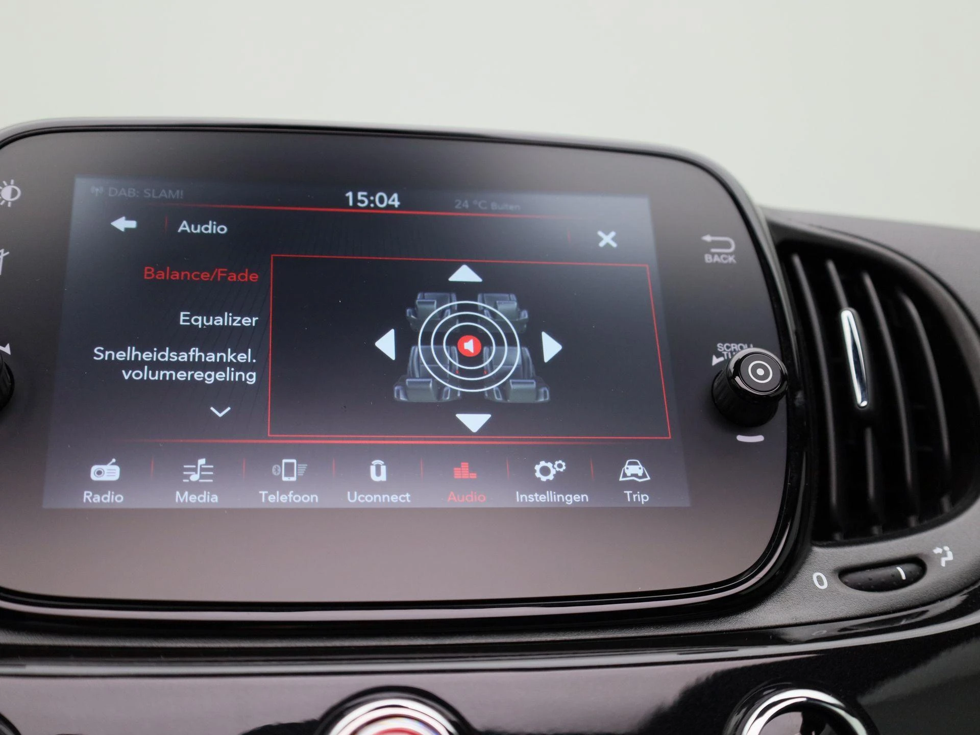 Fiat-500C-image-23