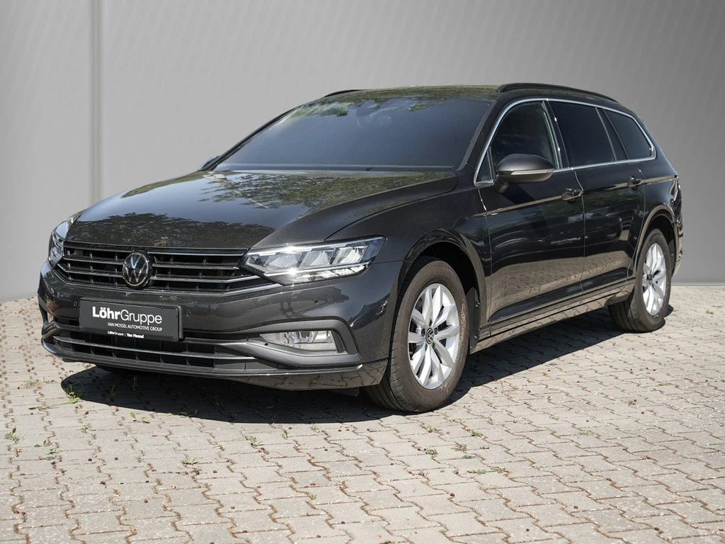 Volkswagen-Passat-image-1