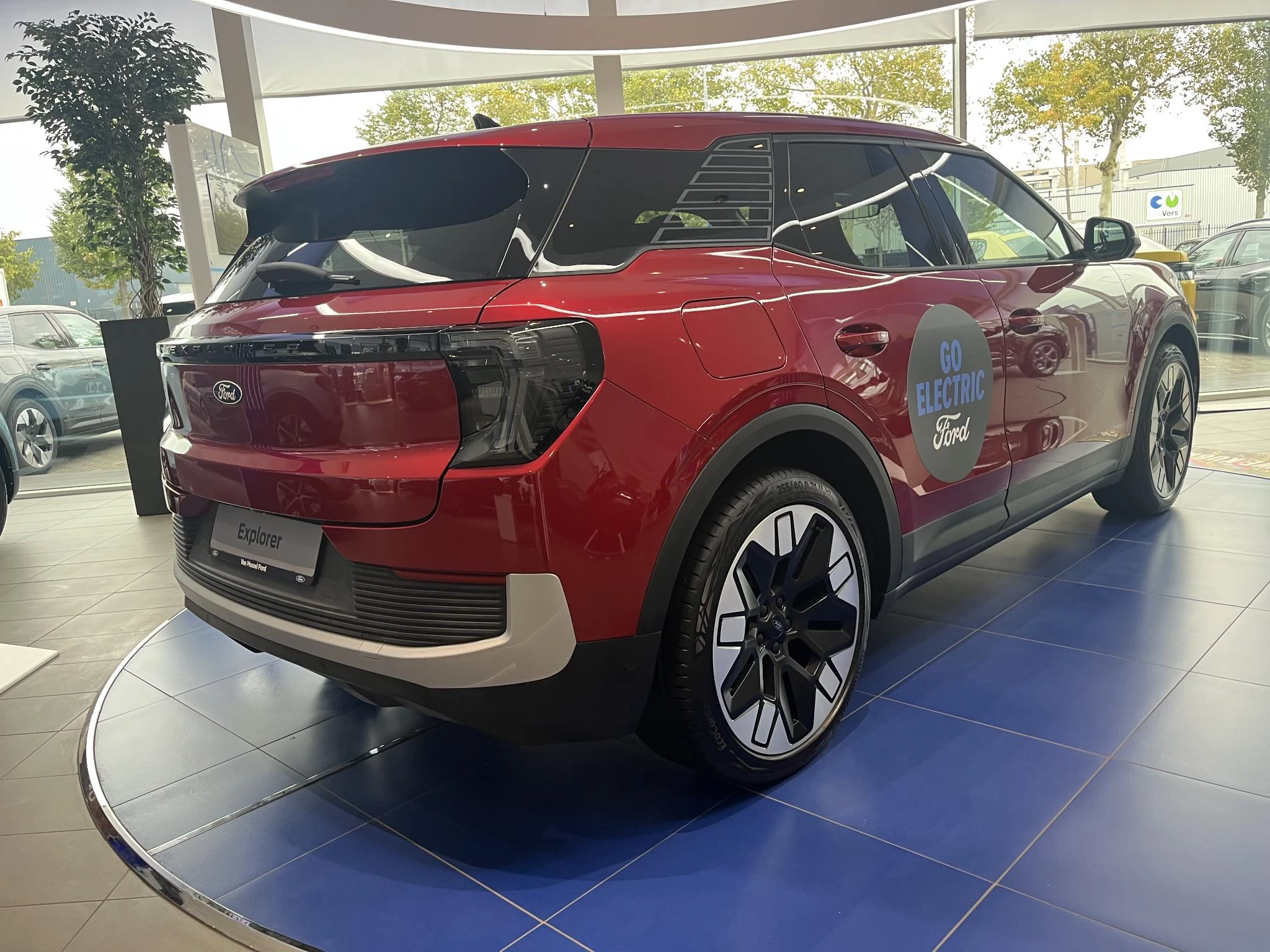 Ford-Explorer-image-5