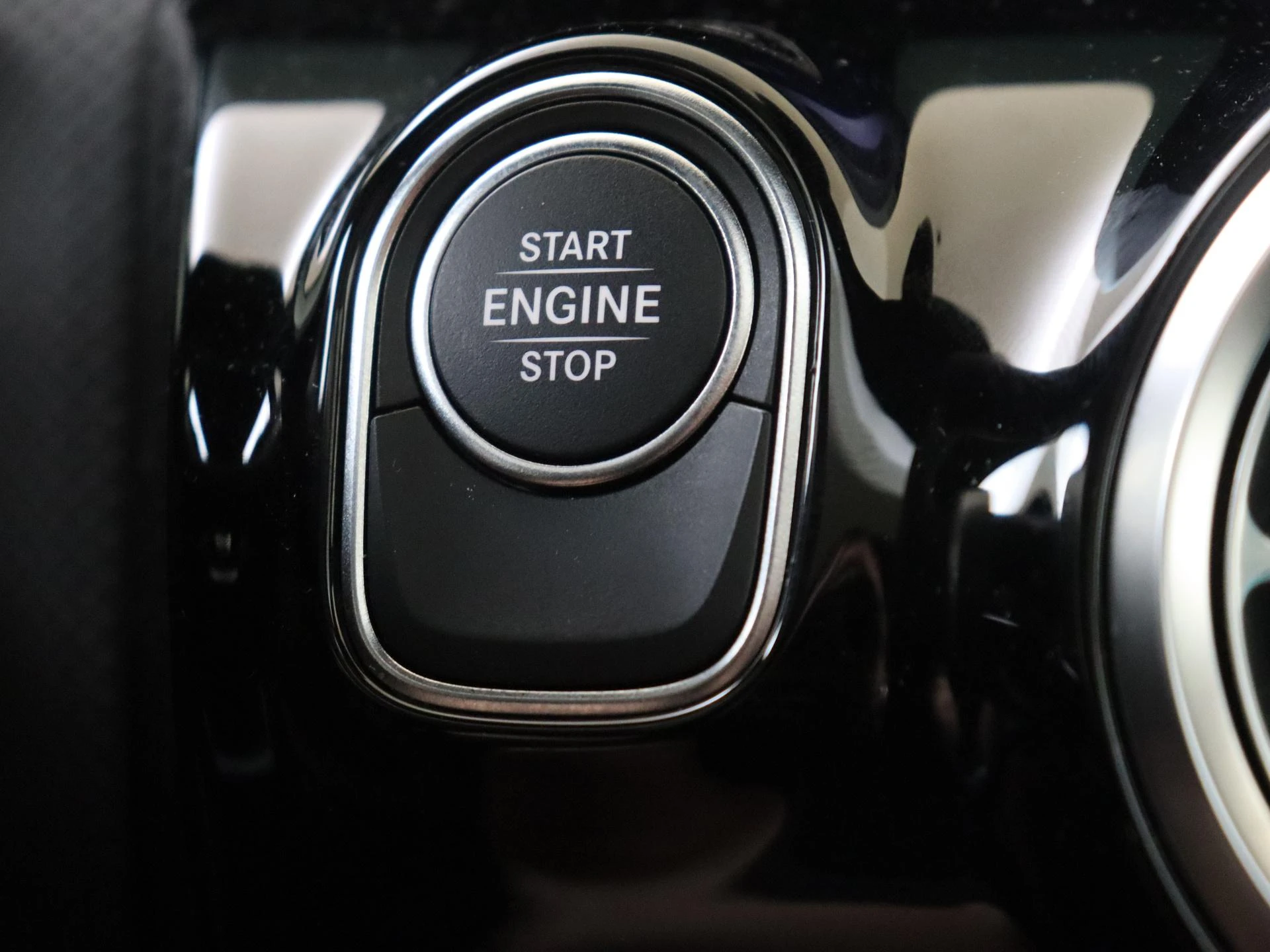 Mercedes-Benz-A-Klasse-image-21