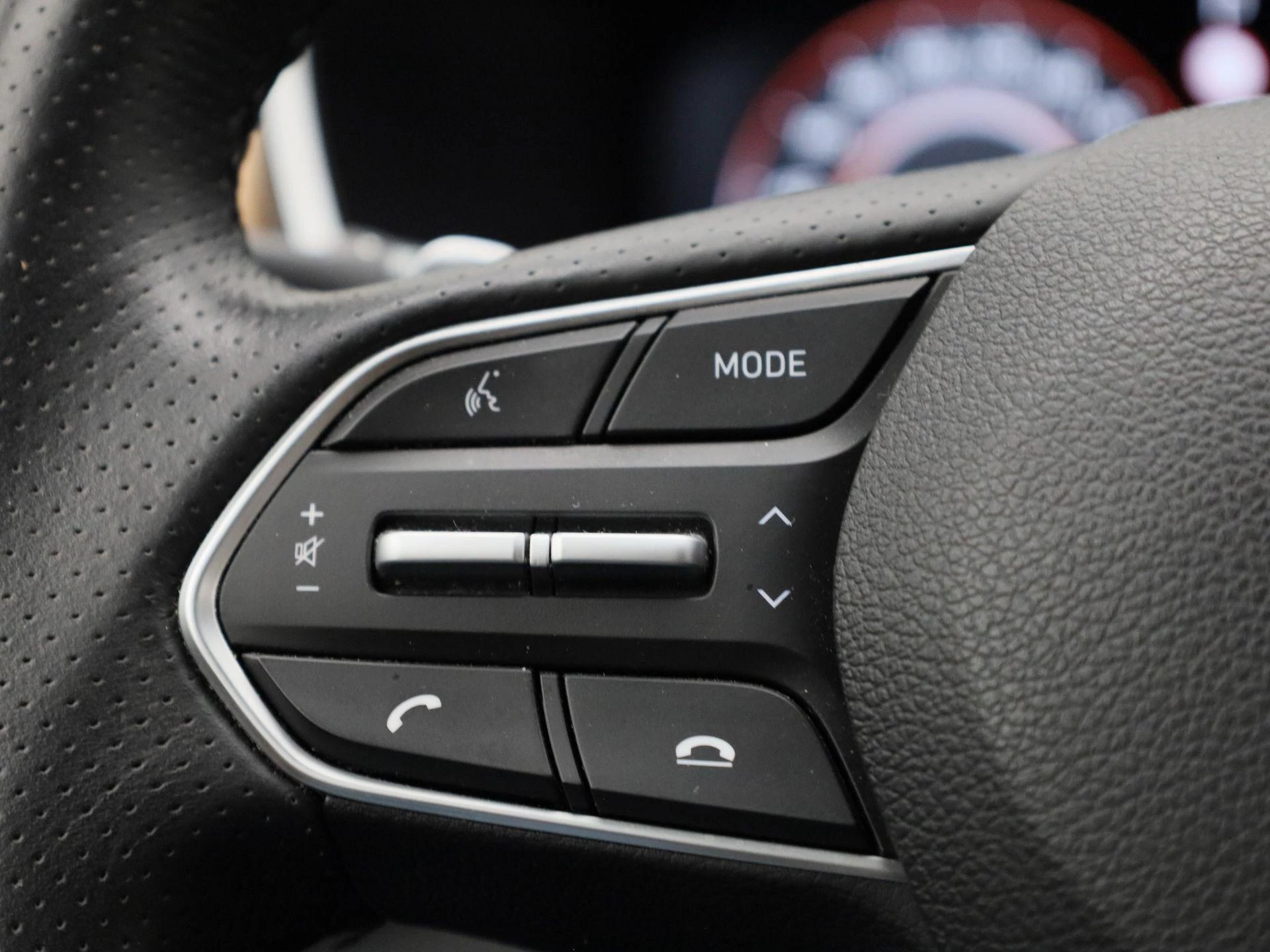 Hyundai Santa Fe 1.6 T-GDi Plug-in Hybrid 4x4 Shine Aut.