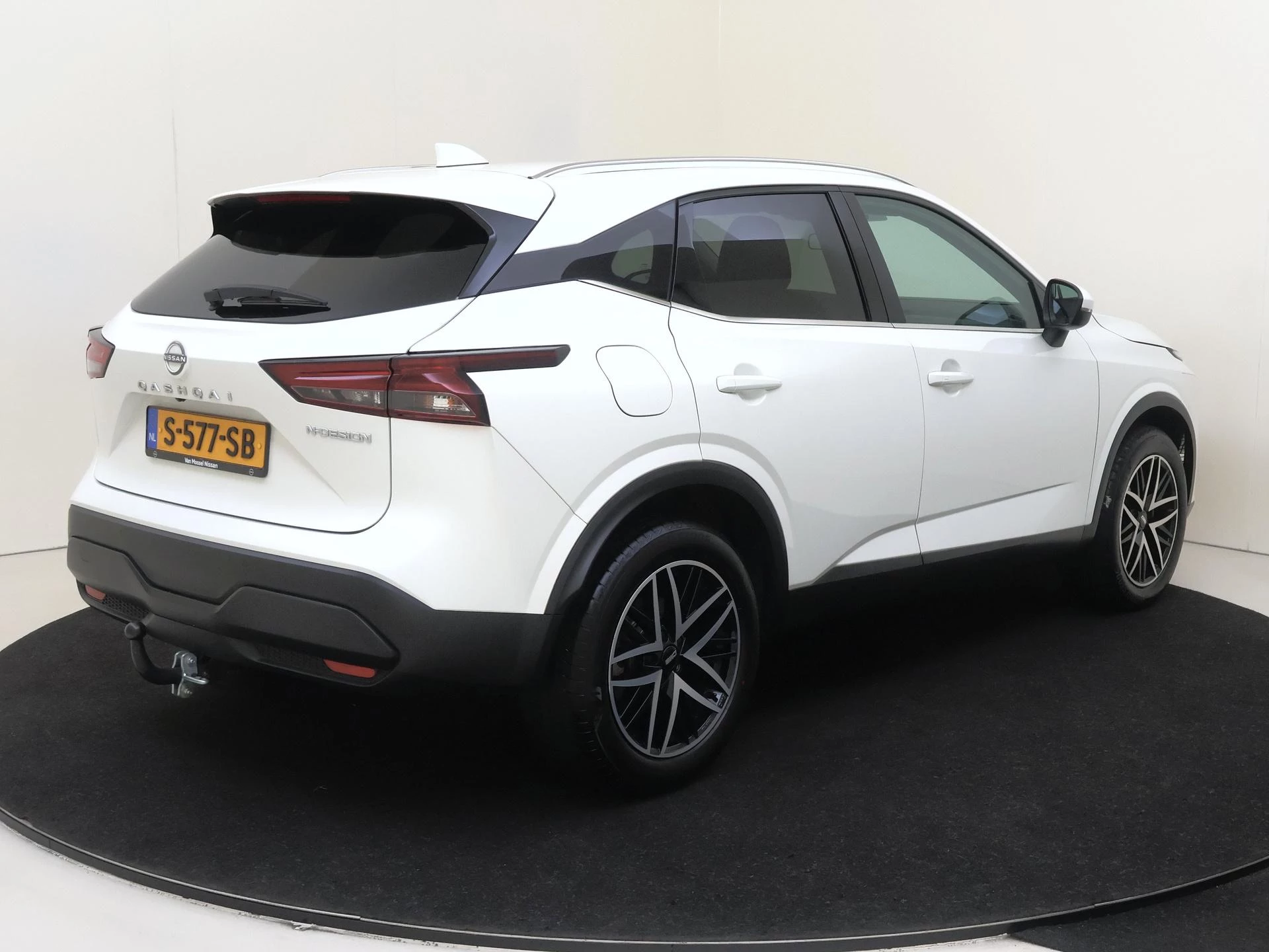 Nissan-QASHQAI-image-3
