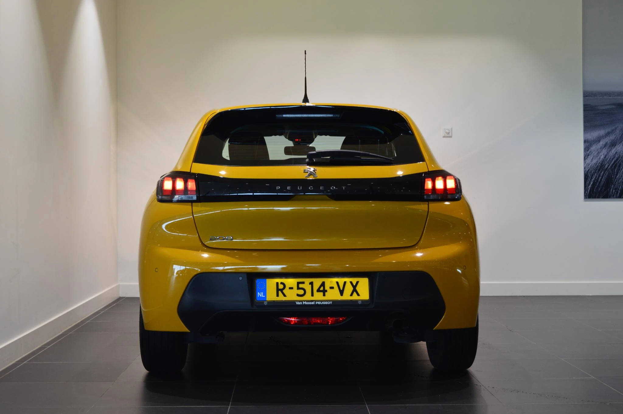 Peugeot-208-image-5