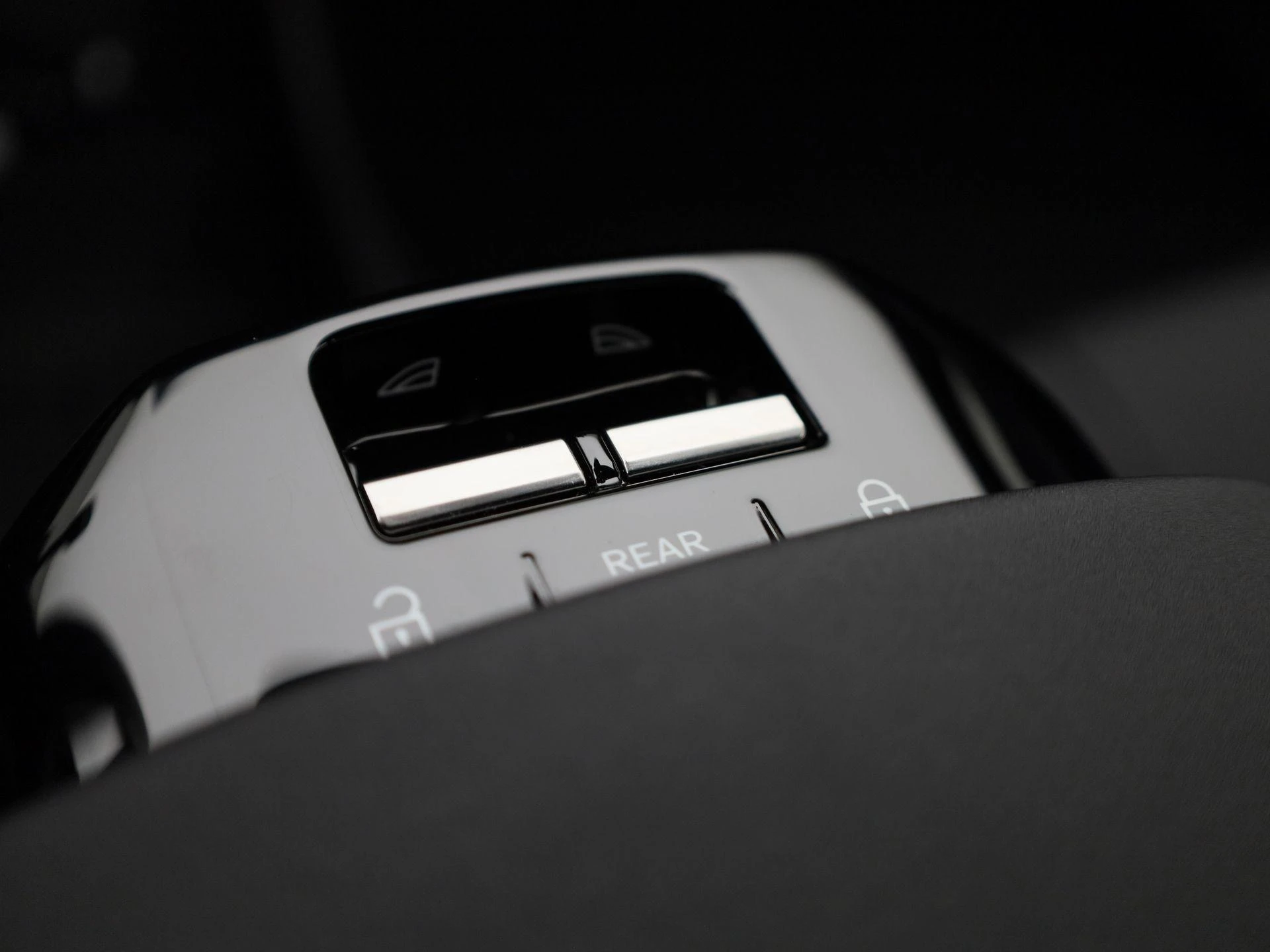 Volvo-EX30-image-17