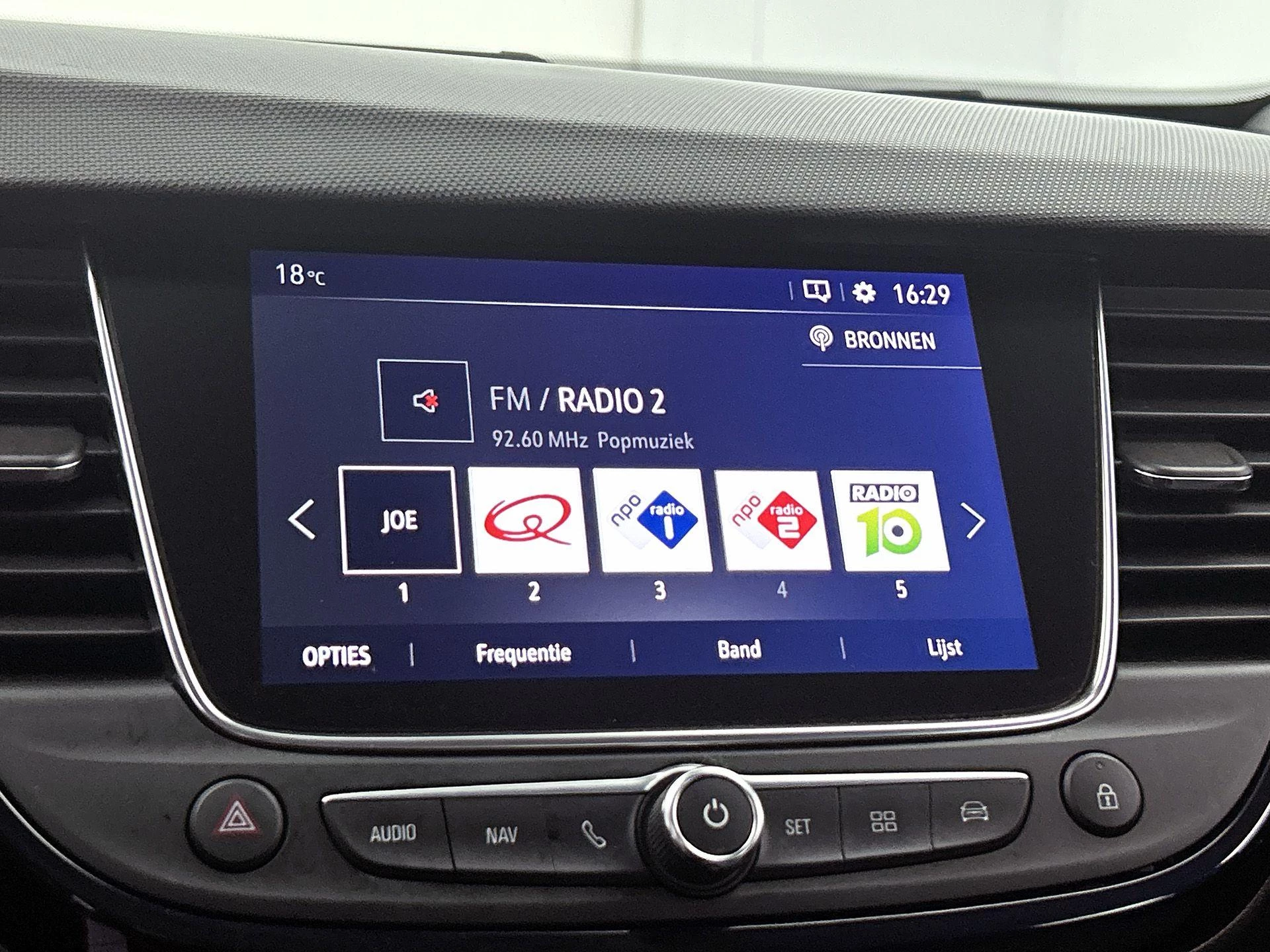Opel Crossland X 1.2 Turbo Innovation