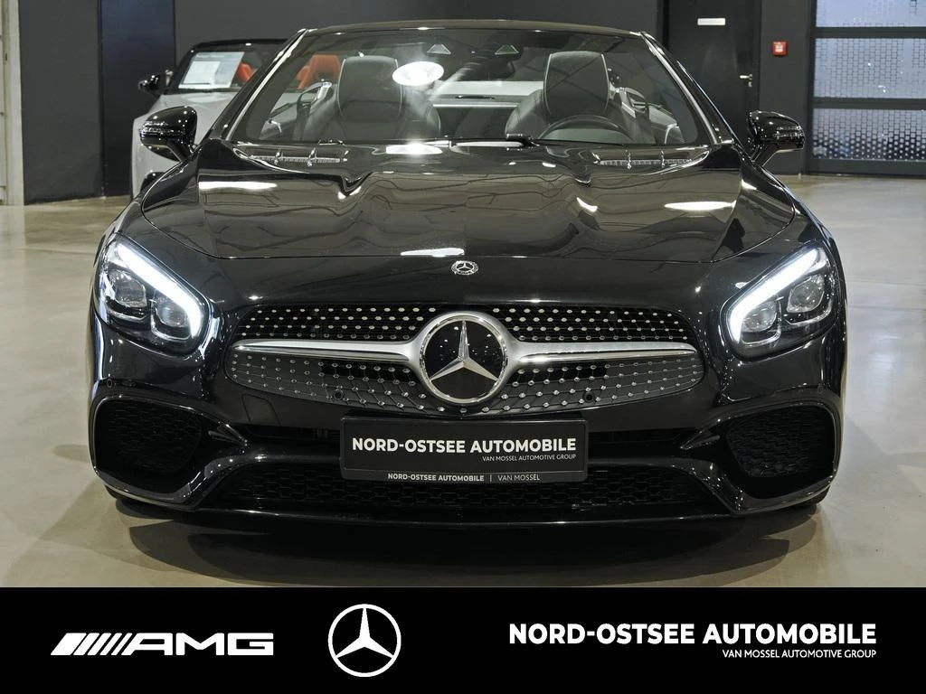 Mercedes-Benz-SL-image-1