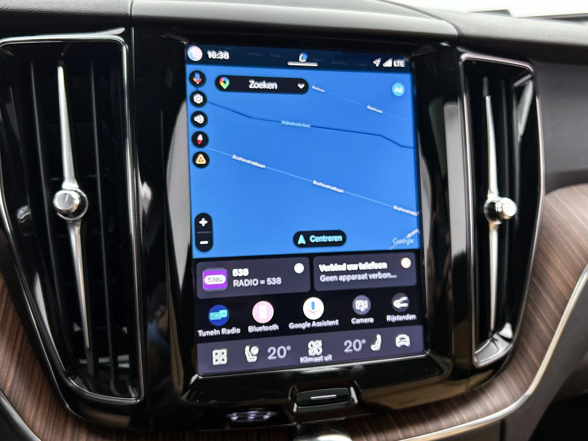 Volvo-XC60-image-37