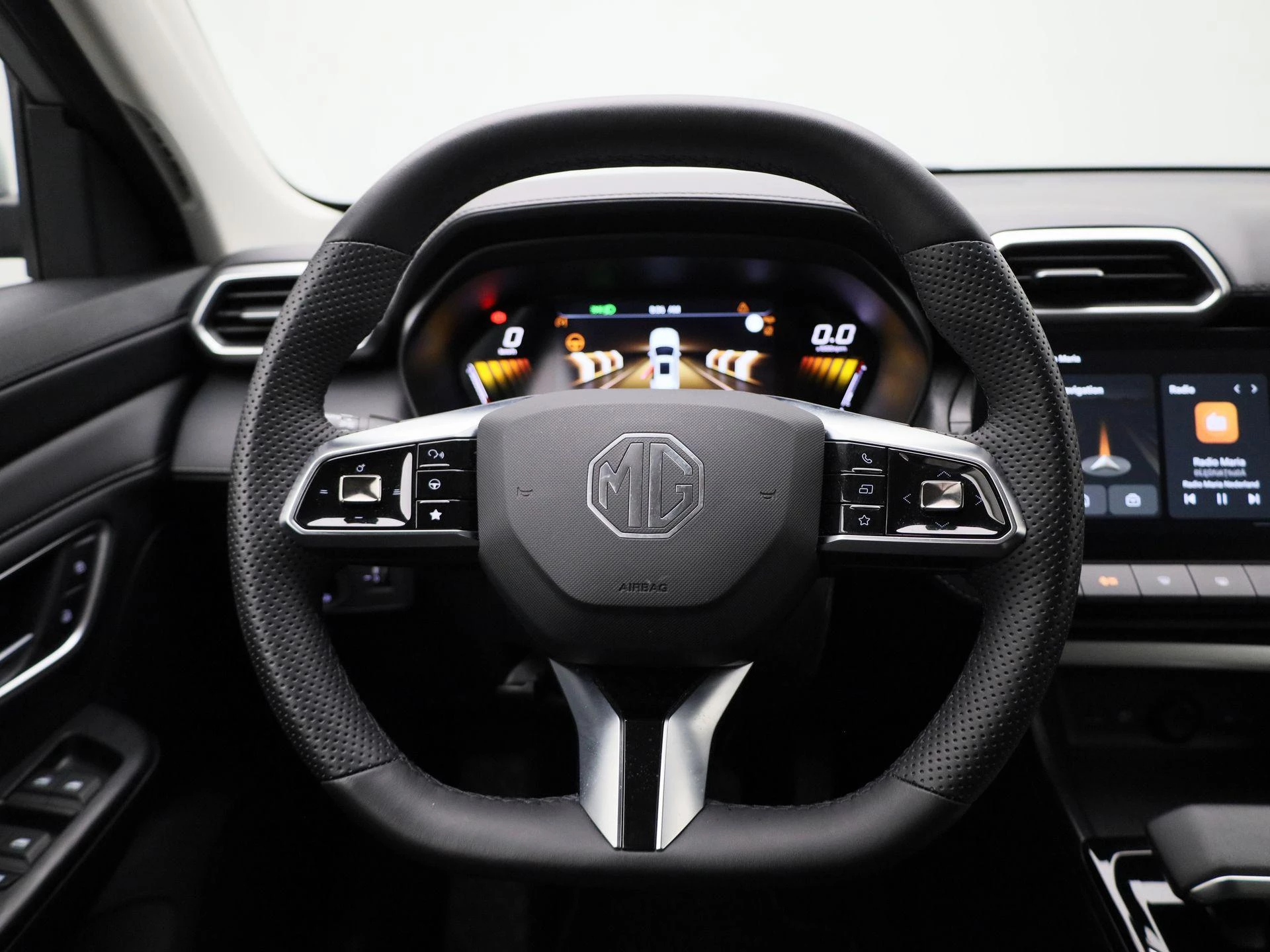 MG-ZS-image-7