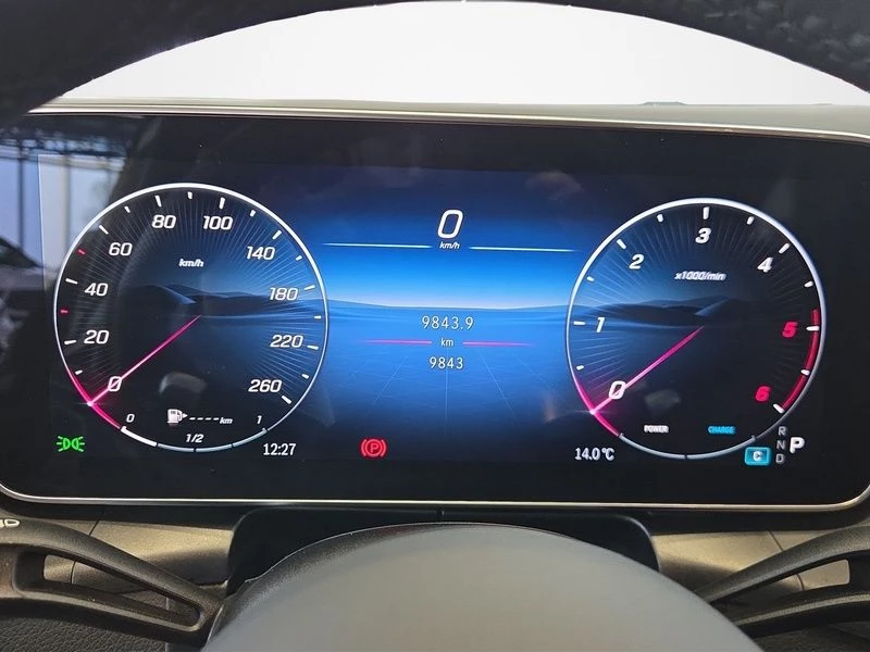 Mercedes-Benz GLC 300 d 4M AMG KEYLESS-GO SHZ KLIMA LED AMG LineX254 GLC 300 d 4M AMG KEYLESS-GO SHZ KLIMA LED AMG Line