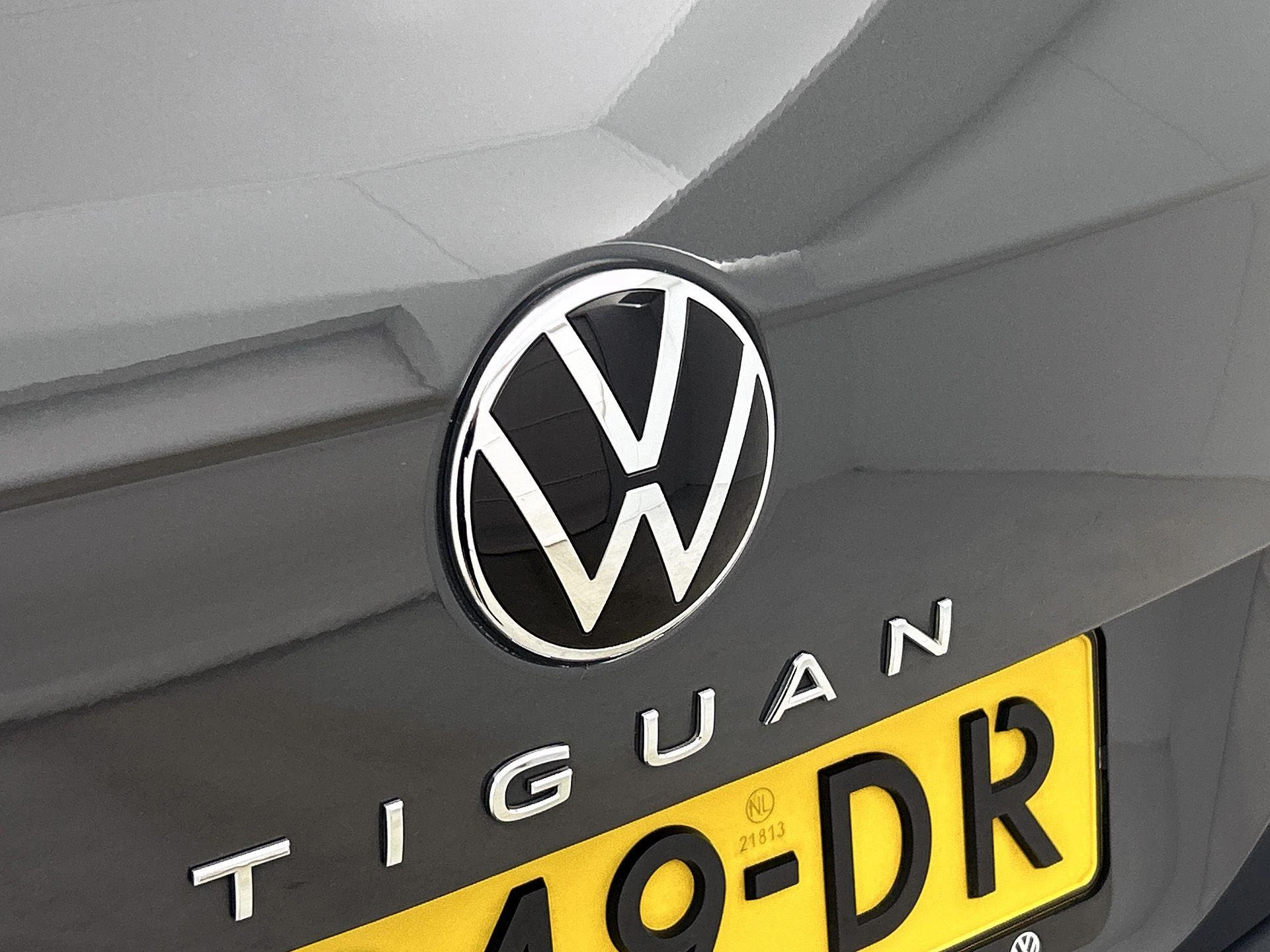 Volkswagen-Tiguan-image-28