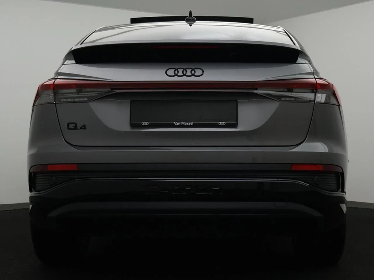 Audi-Q4 Sportback e-tron-image-9