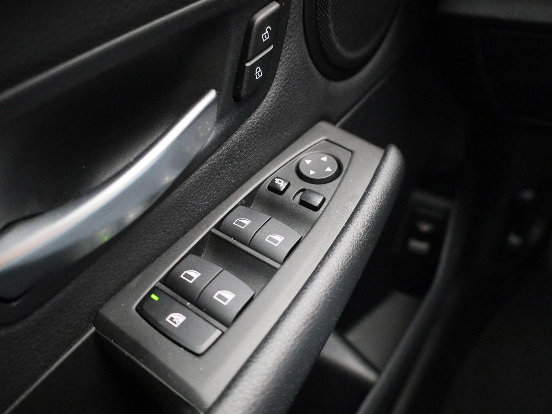 BMW-2 Reeks-image-20
