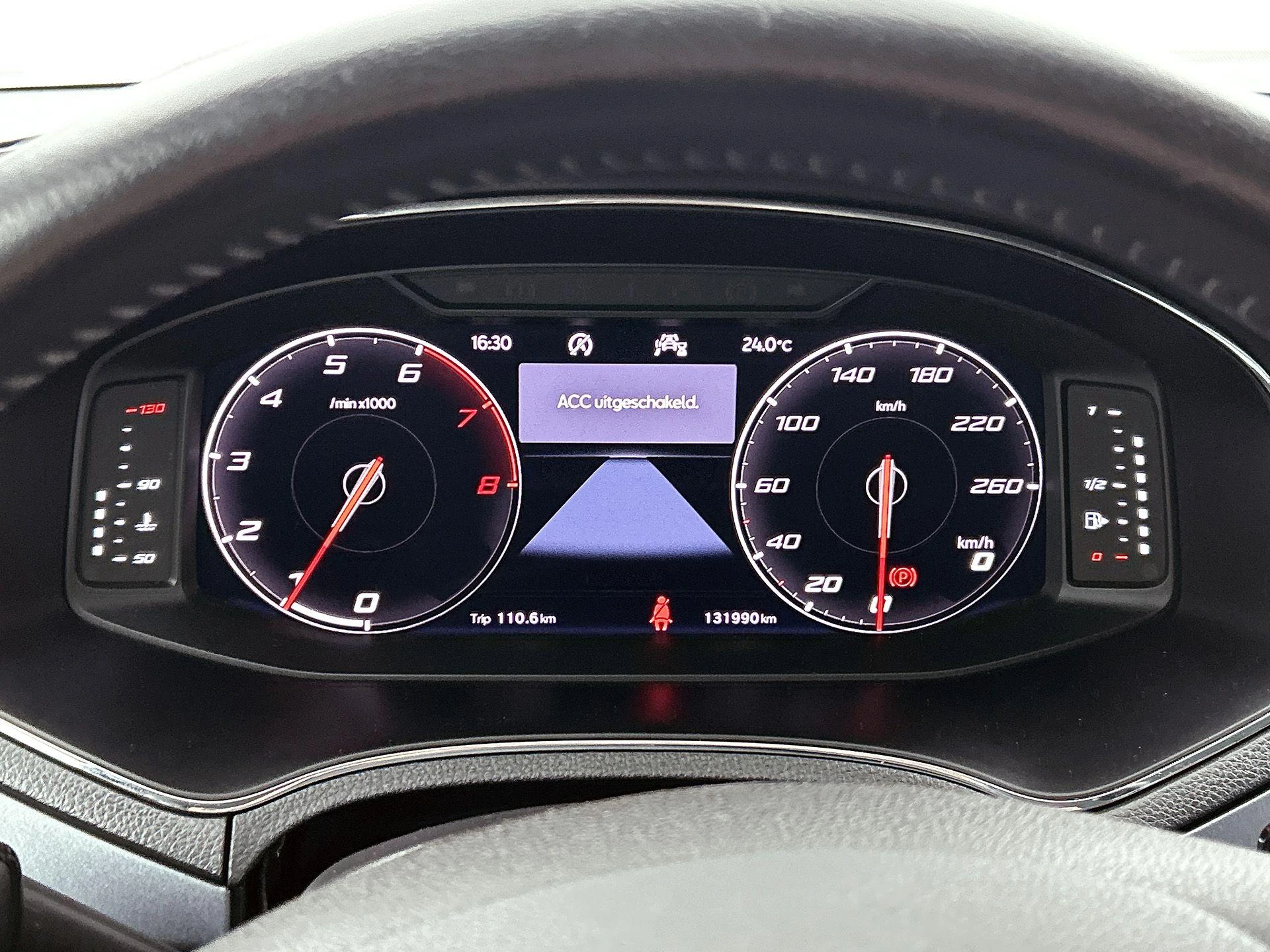 SEAT-Arona-image-8