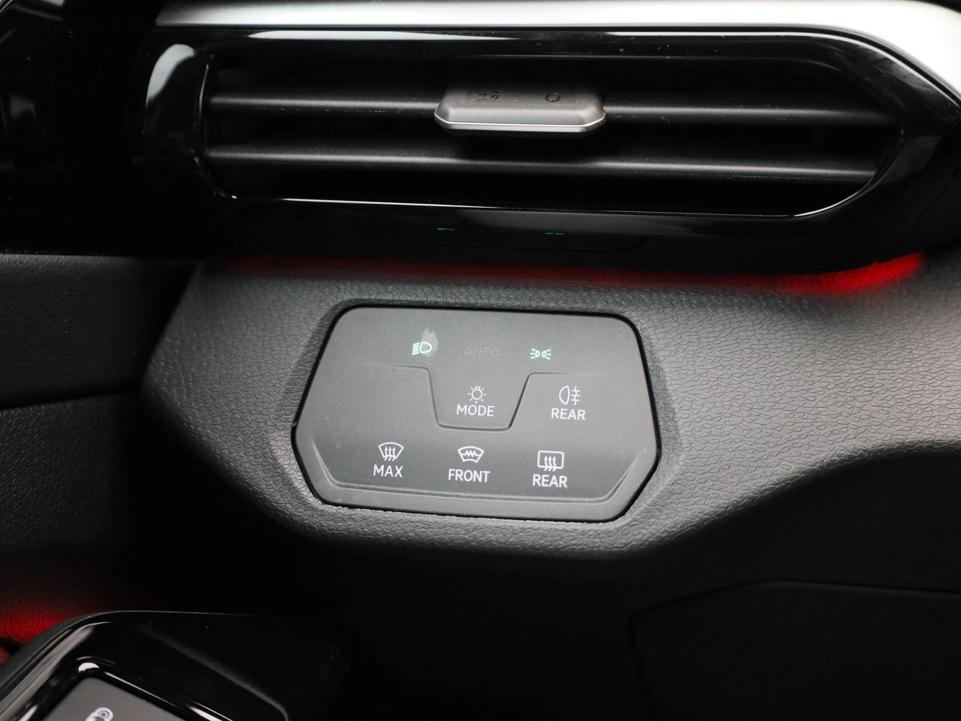 Volkswagen-ID.4-image-19