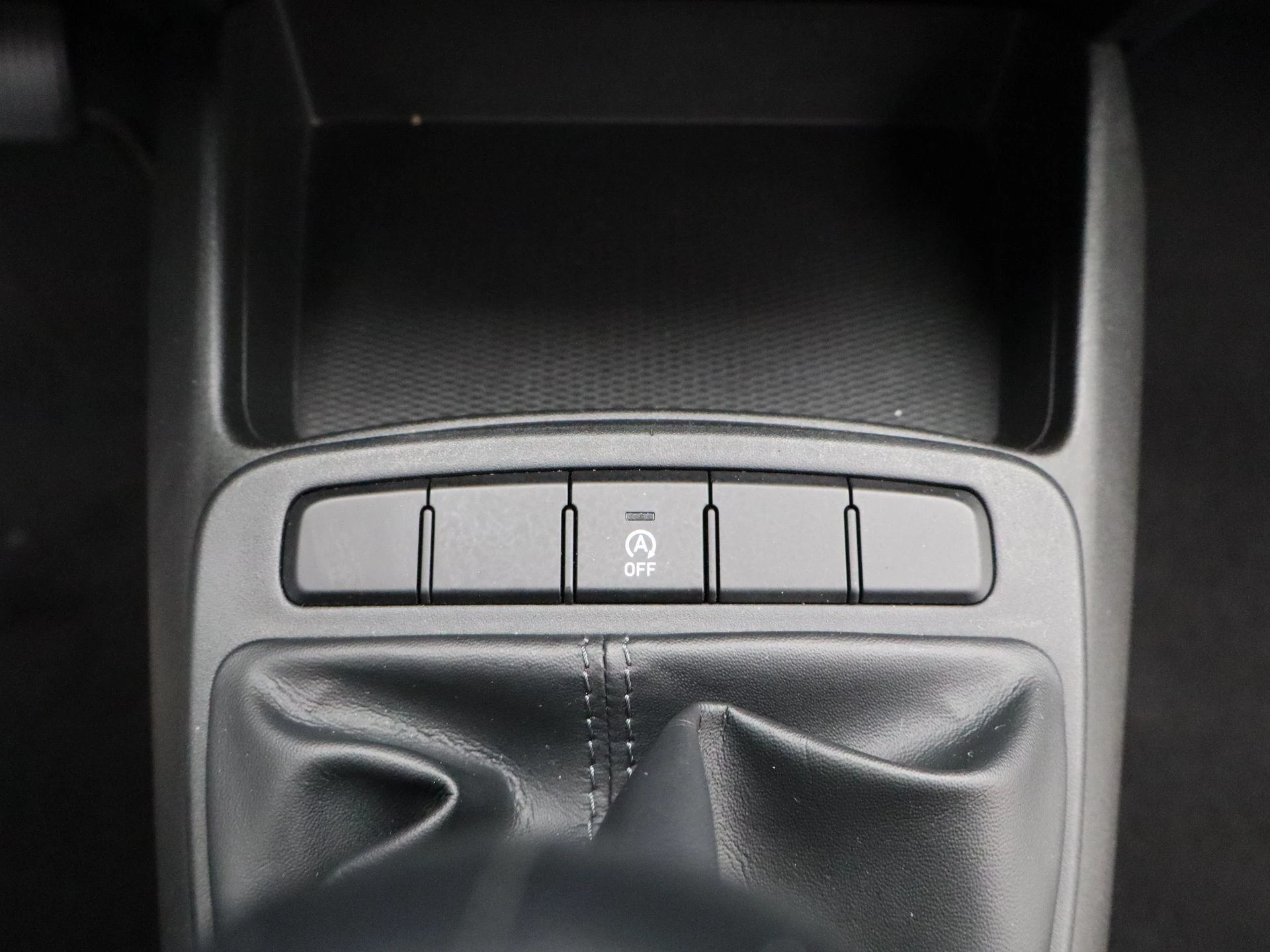 Hyundai-i10-image-21