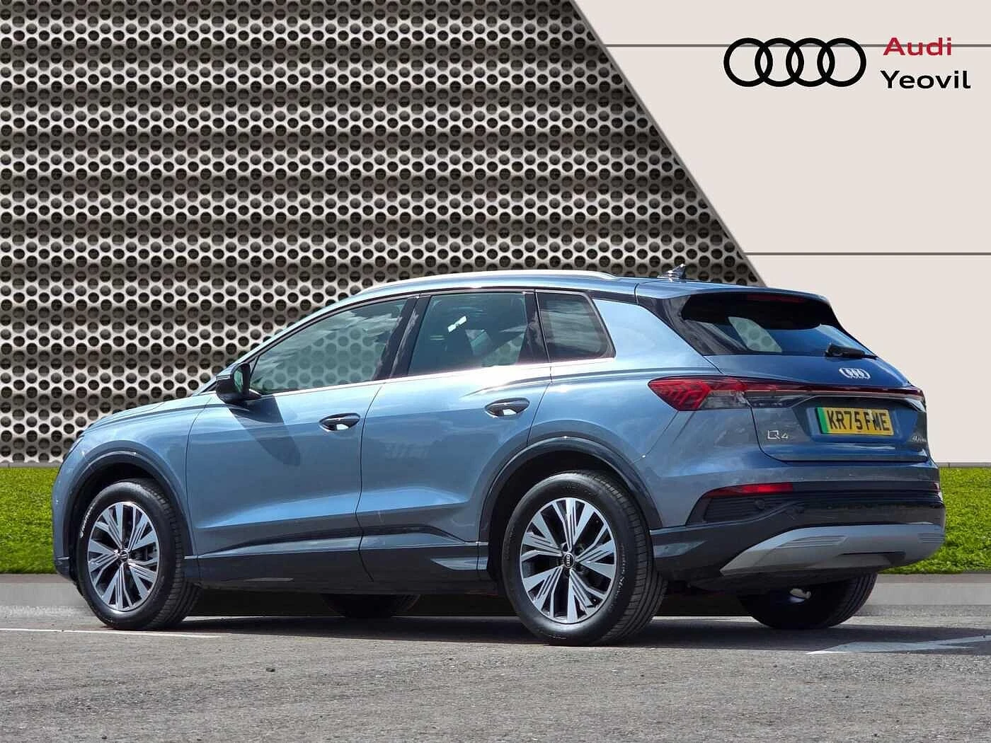 Audi-Q4 e-tron-image-47
