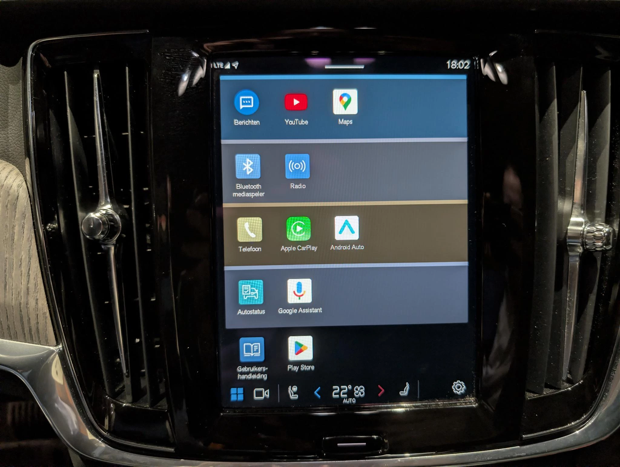Volvo-V90-image-12