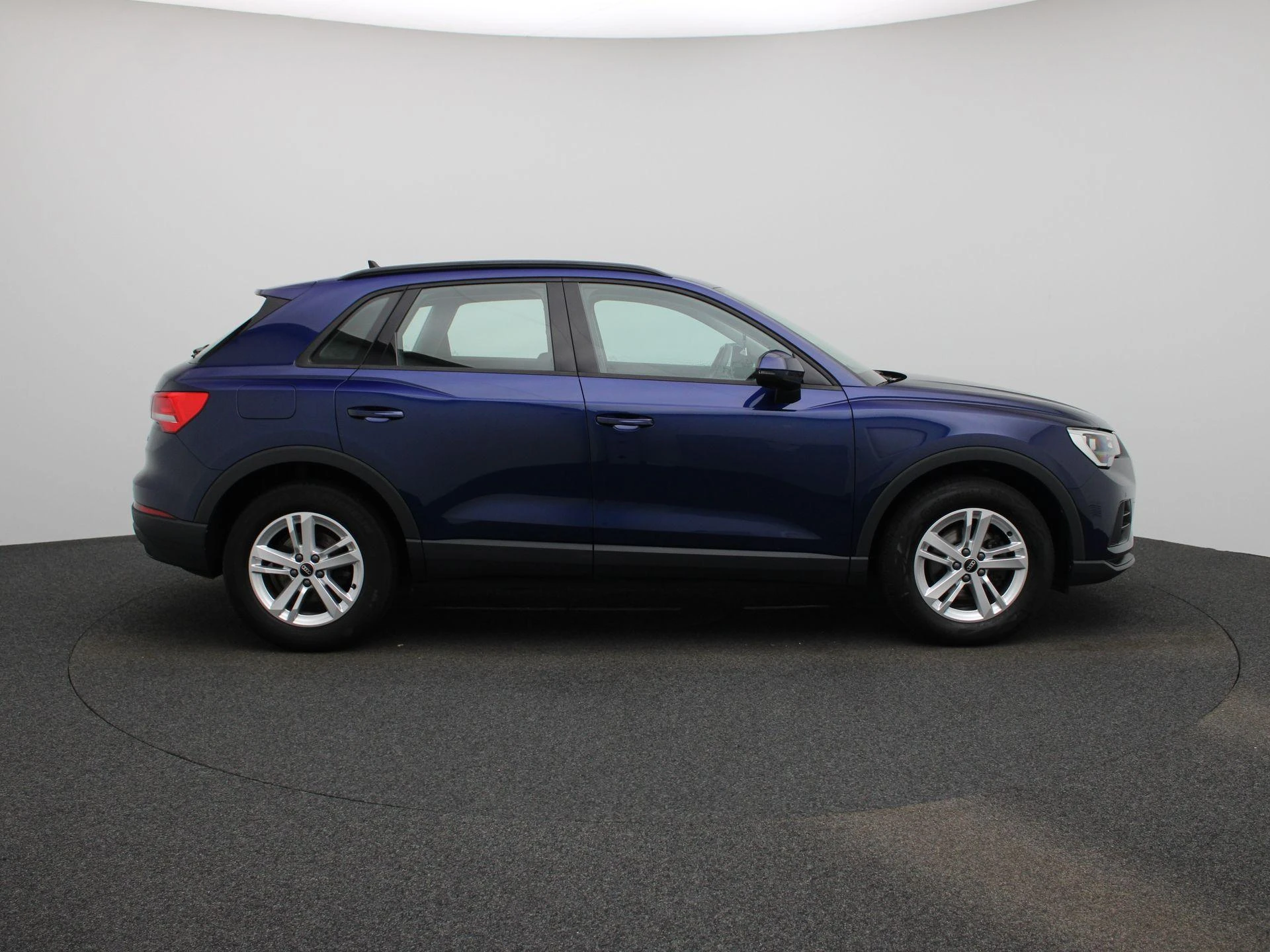 Audi-Q3-image-5